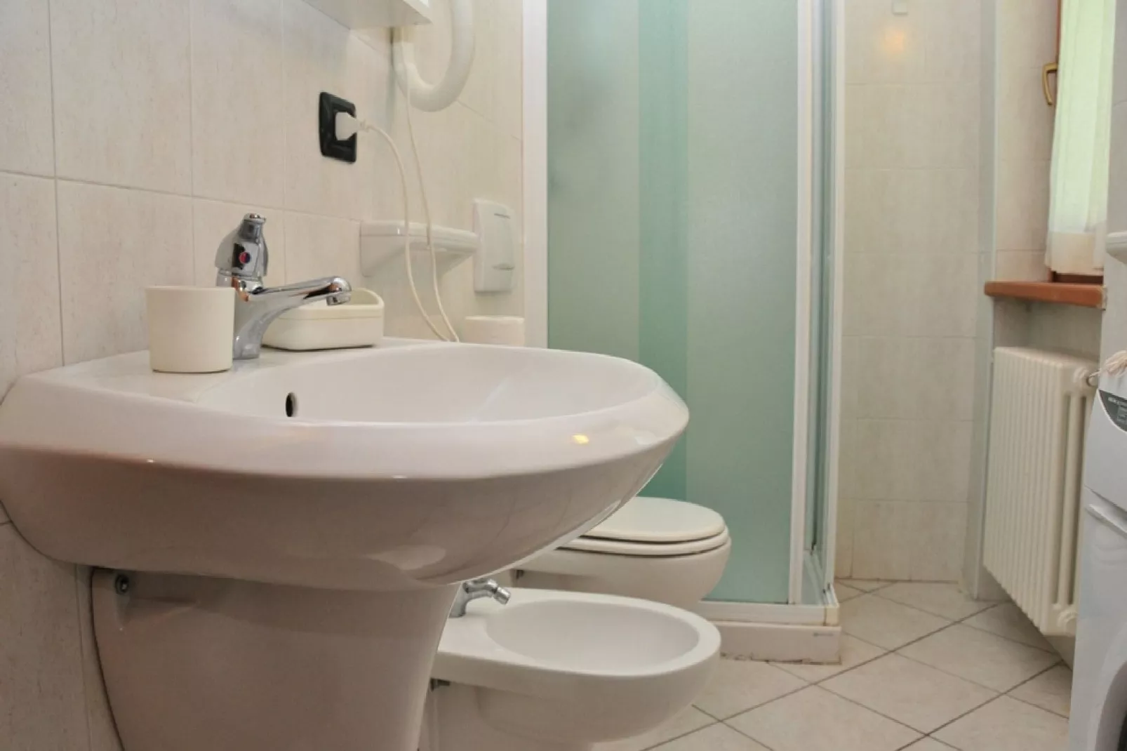 GrBe Bilo-Bathroom