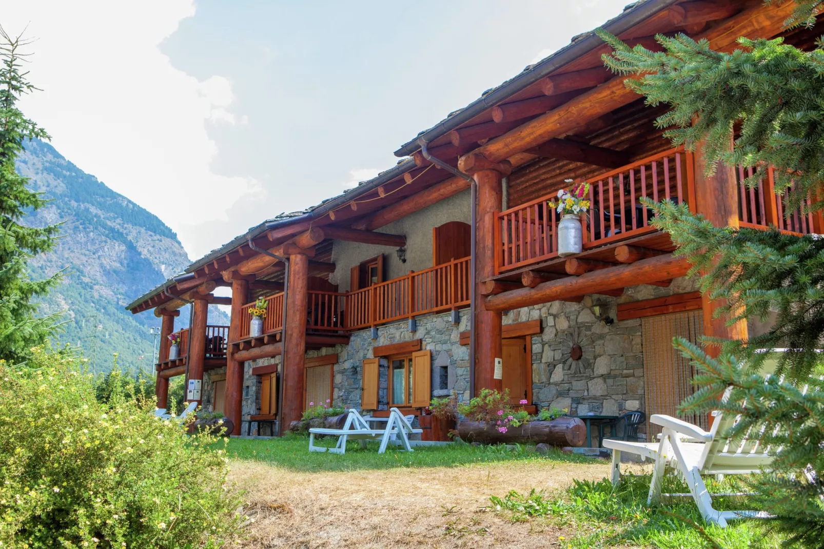 GrBe Bilo-Exterior summer