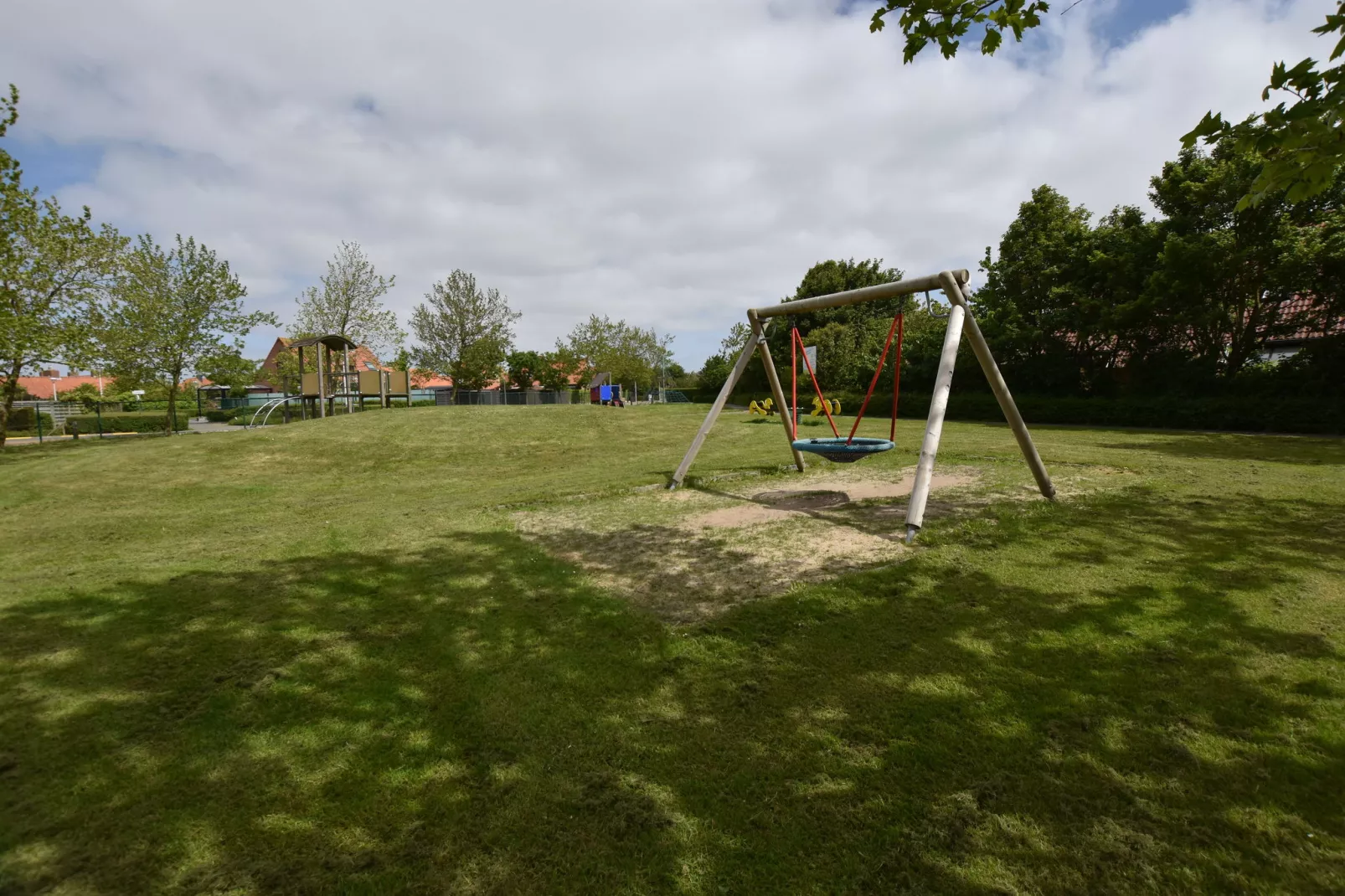 Valkenhorst-Areas within 1km in summer