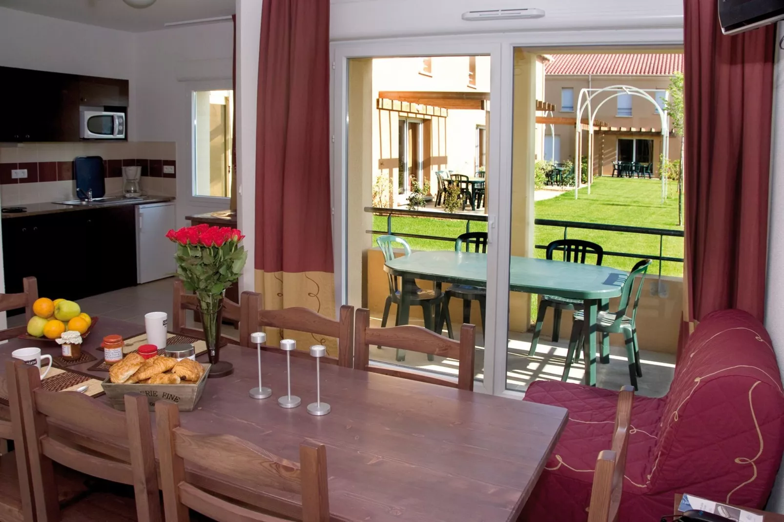 Résidence Le Clos des Vignes 4-Kitchen