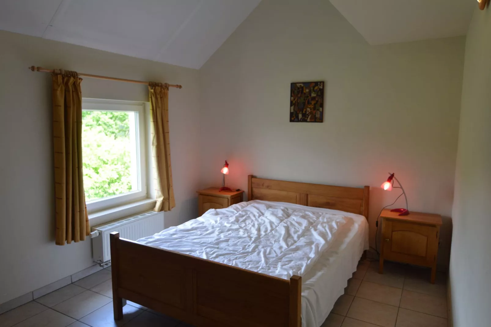 Yameta Up-Bedroom