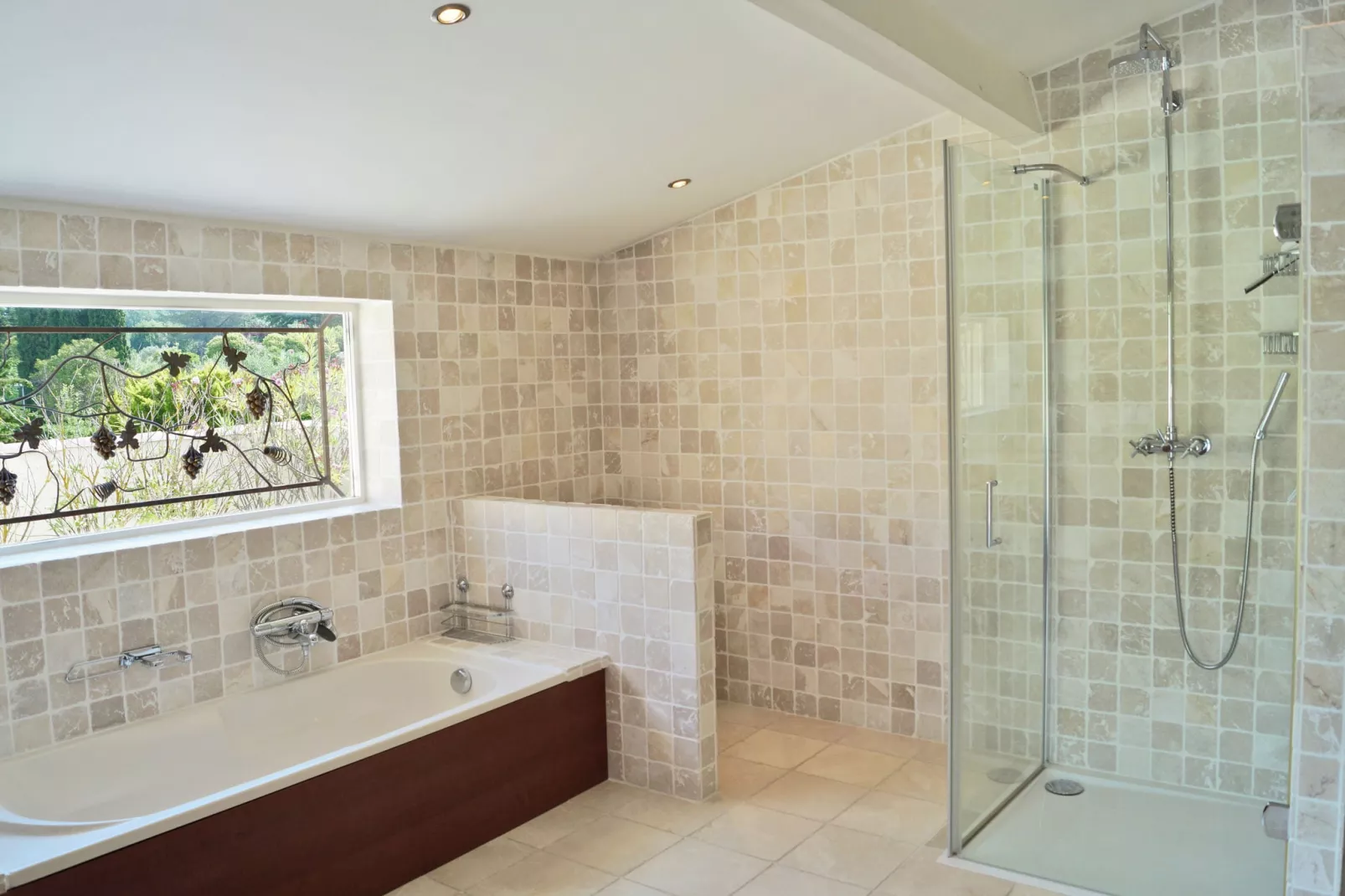 Villa Mougins-Bathroom