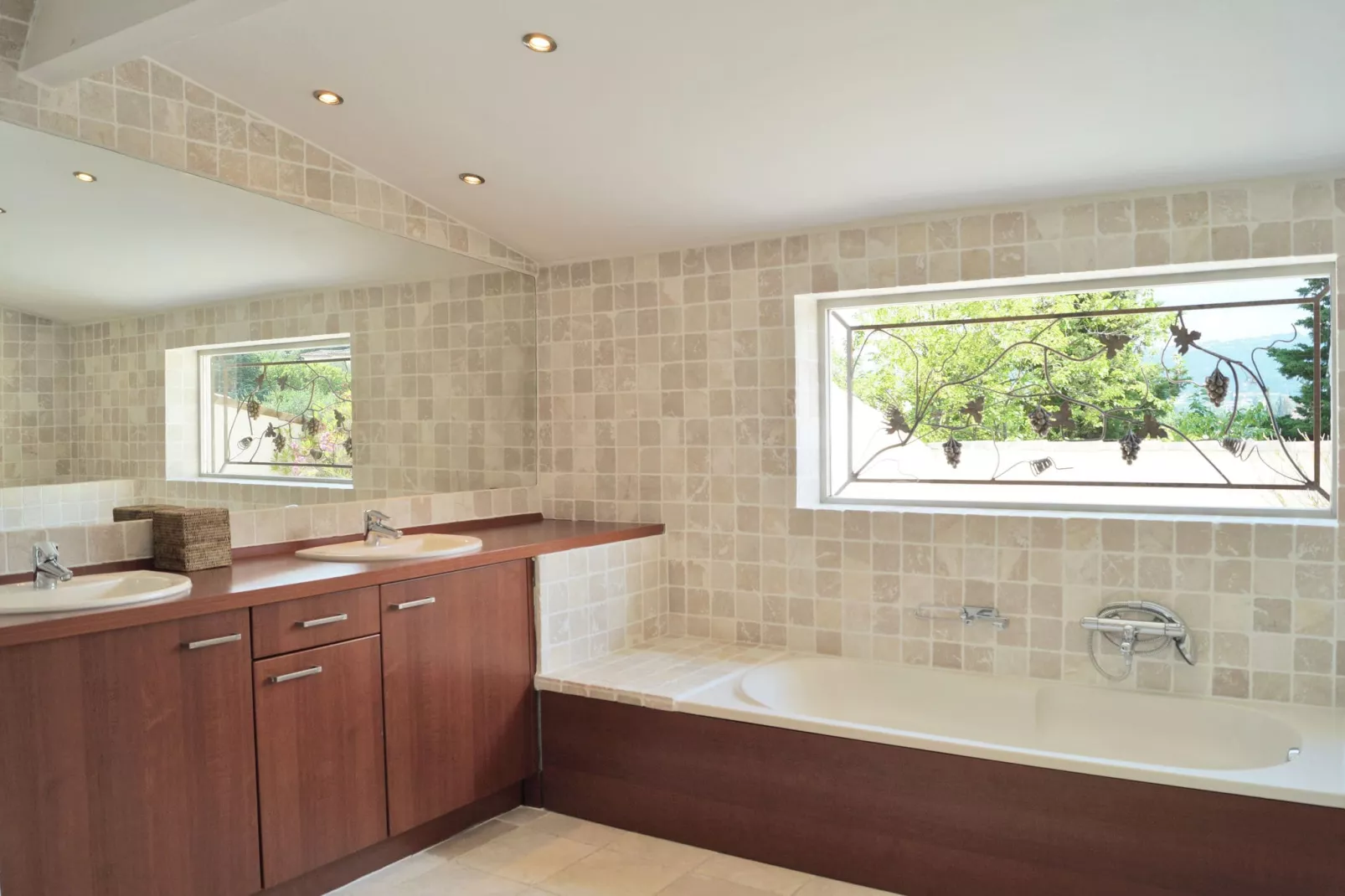 Villa Mougins-Bathroom