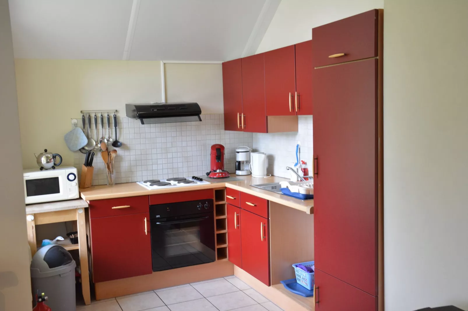 Yameta Up-Kitchen