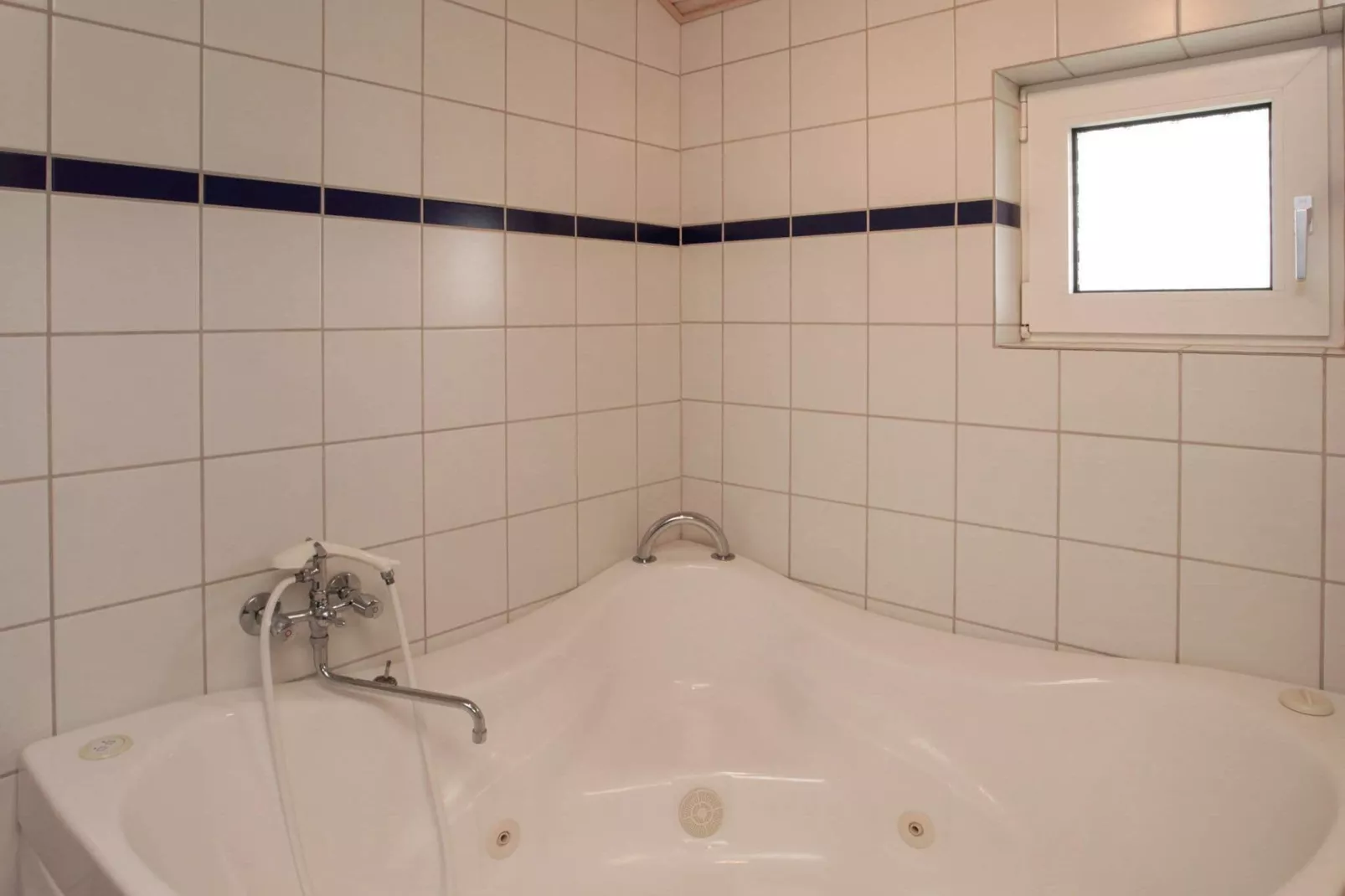 6 person holiday home in Vinderup-Spa