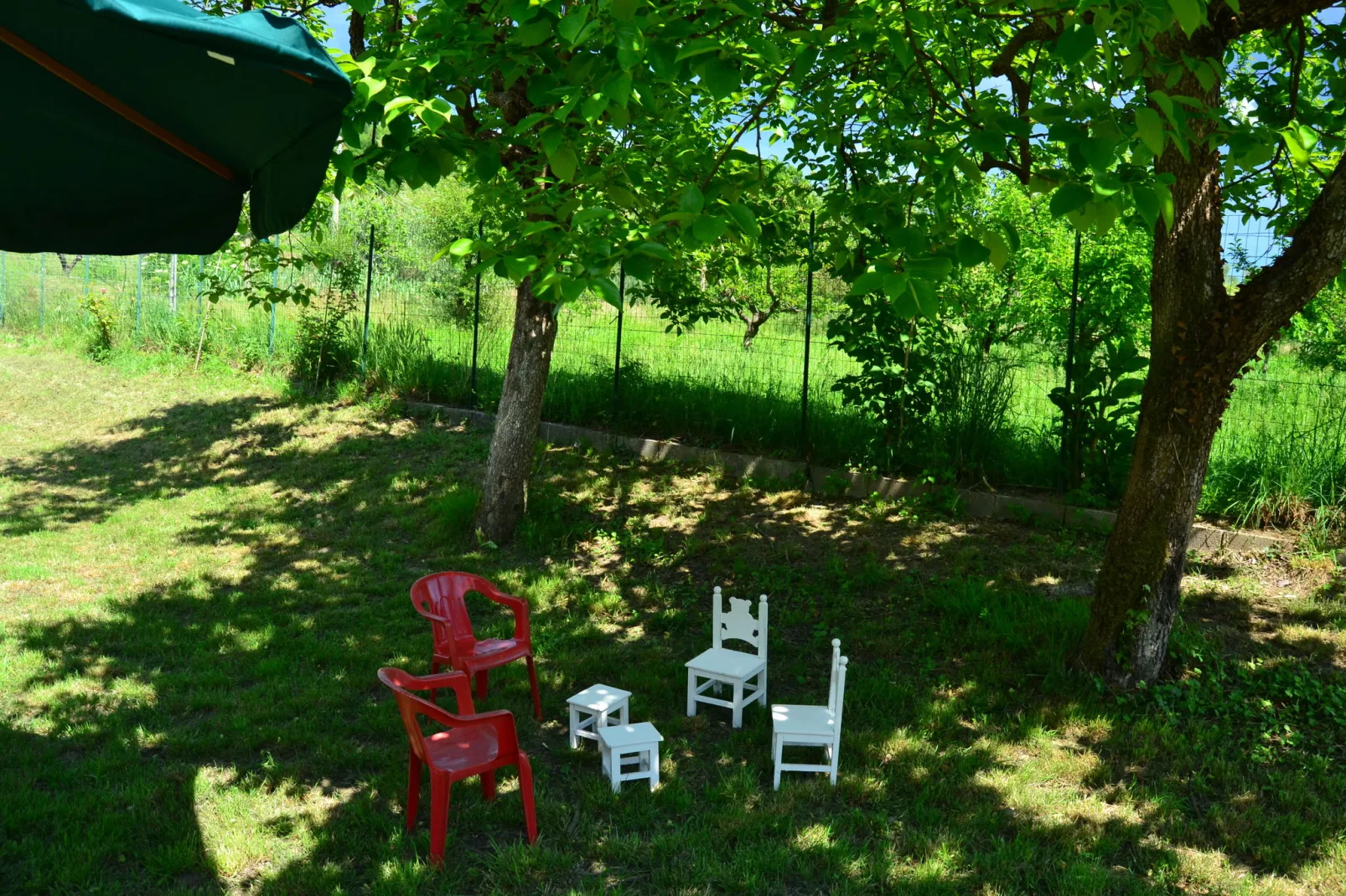 Villa dei Tarocchi-Gardens summer