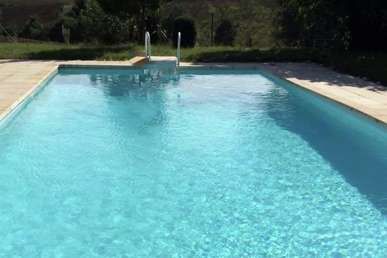 Maison Joie de Vivre-Pool