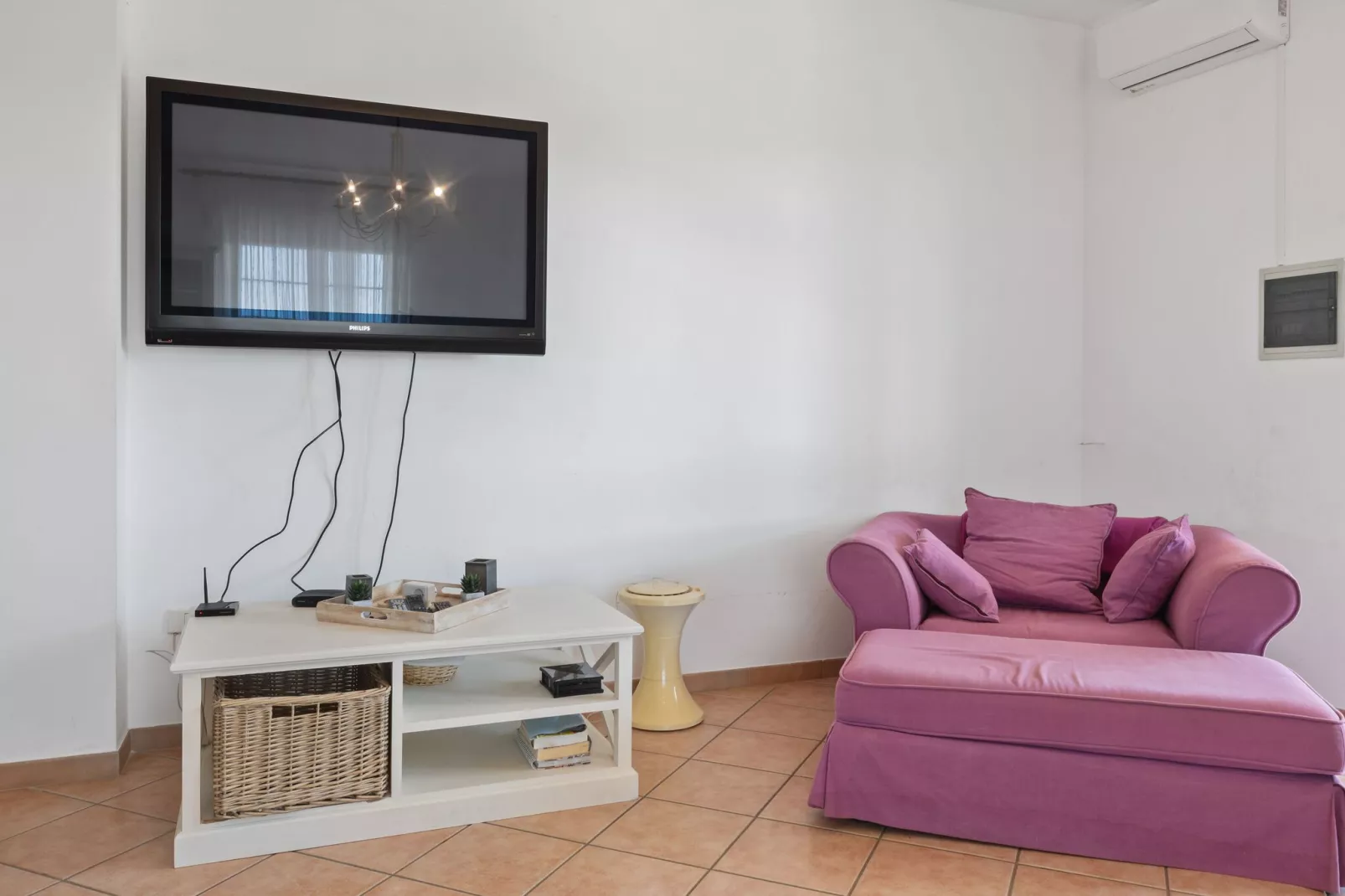 Pool Villa Torre San Giovanni-Living room