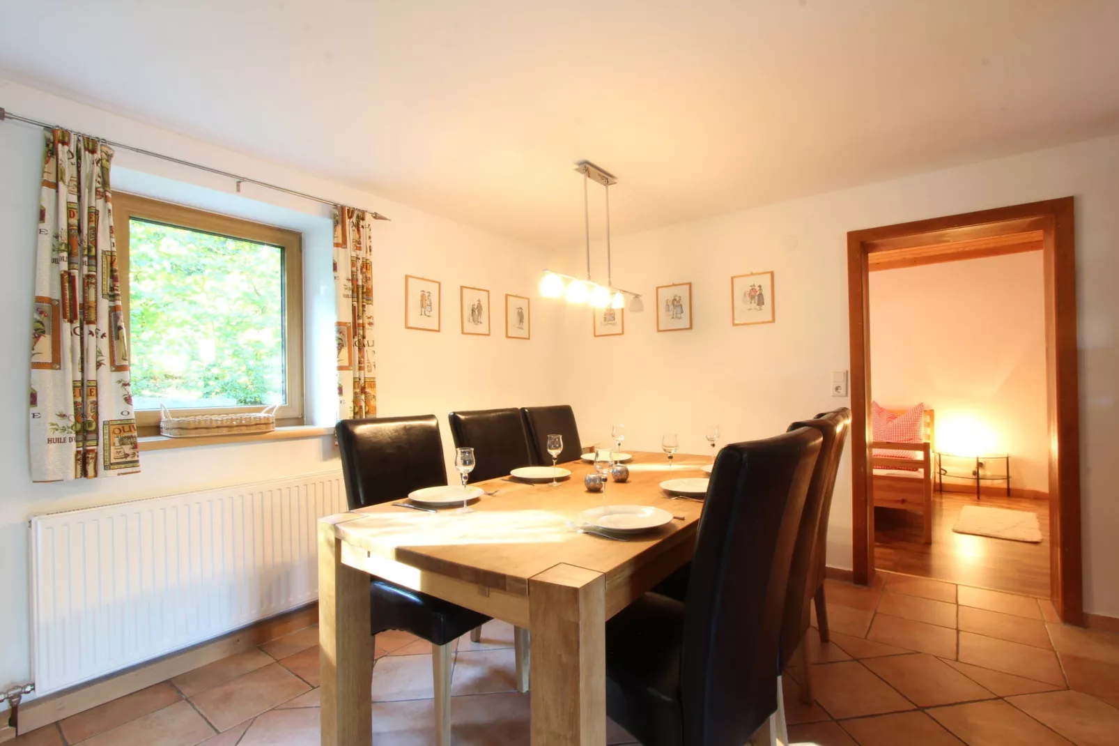 Chalet Niederndorferberg-Dining room