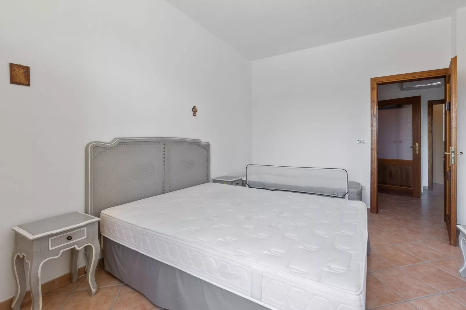 Pool Villa Torre San Giovanni-Bedroom