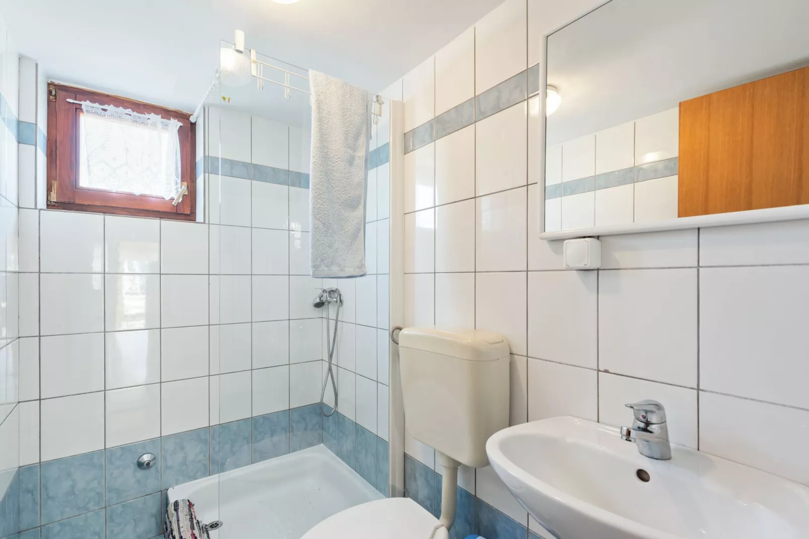 Lovely apartment Katarina-Badezimmer