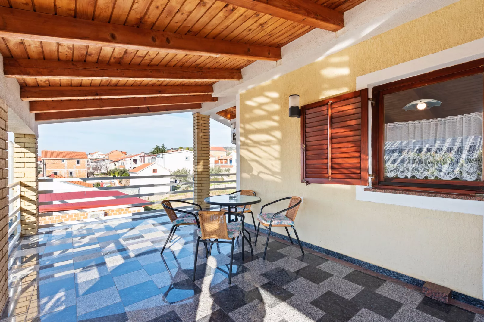 Lovely apartment Katarina-Terrassenbalkon