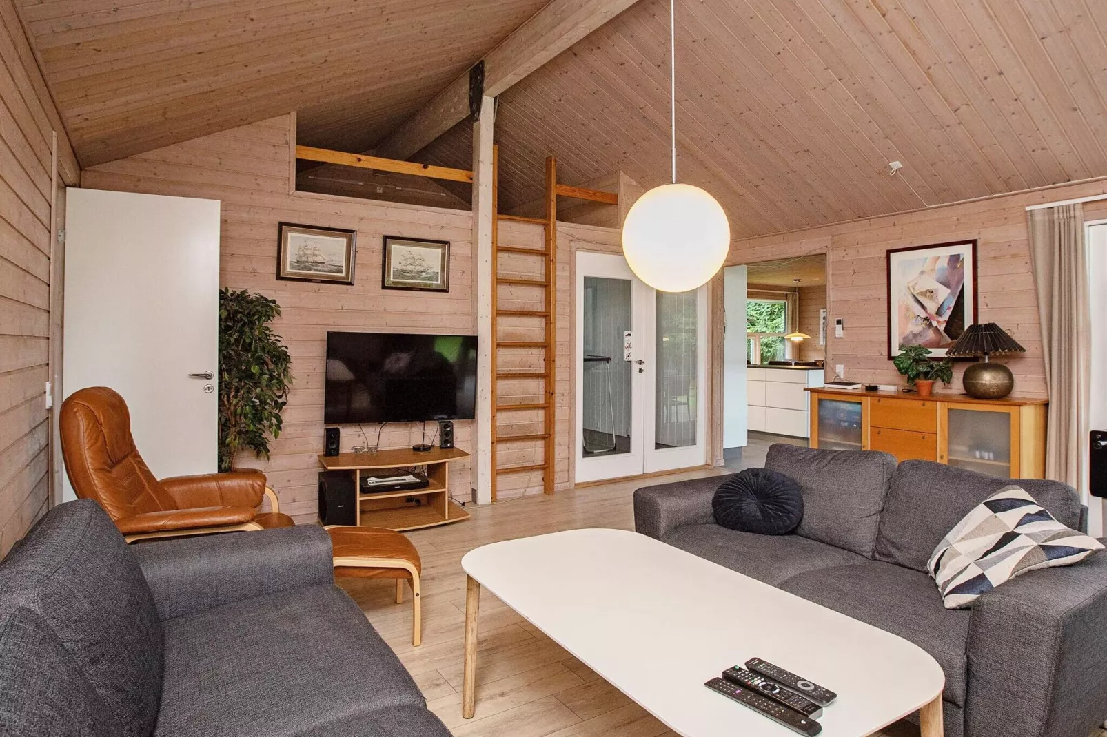 10 person holiday home in Væggerløse-By Traum
