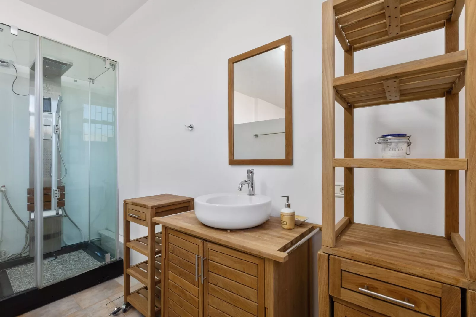 Pool Villa Torre San Giovanni-Bathroom