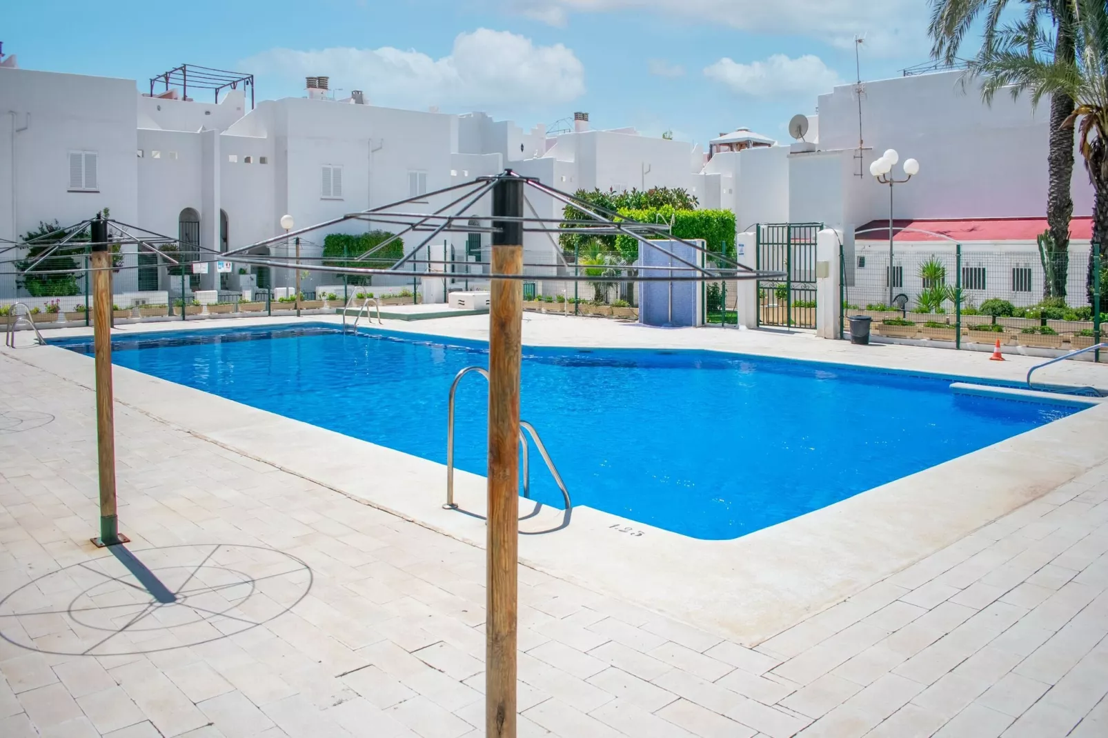 Apartamento  las marinas-Pool
