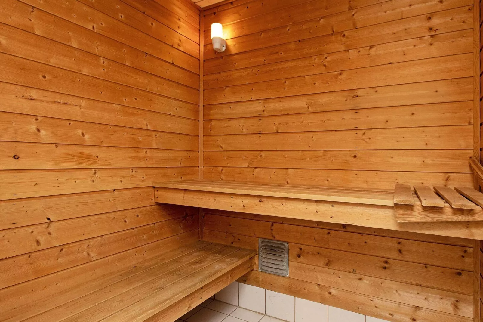 10 person holiday home in Væggerløse-By Traum-Sauna