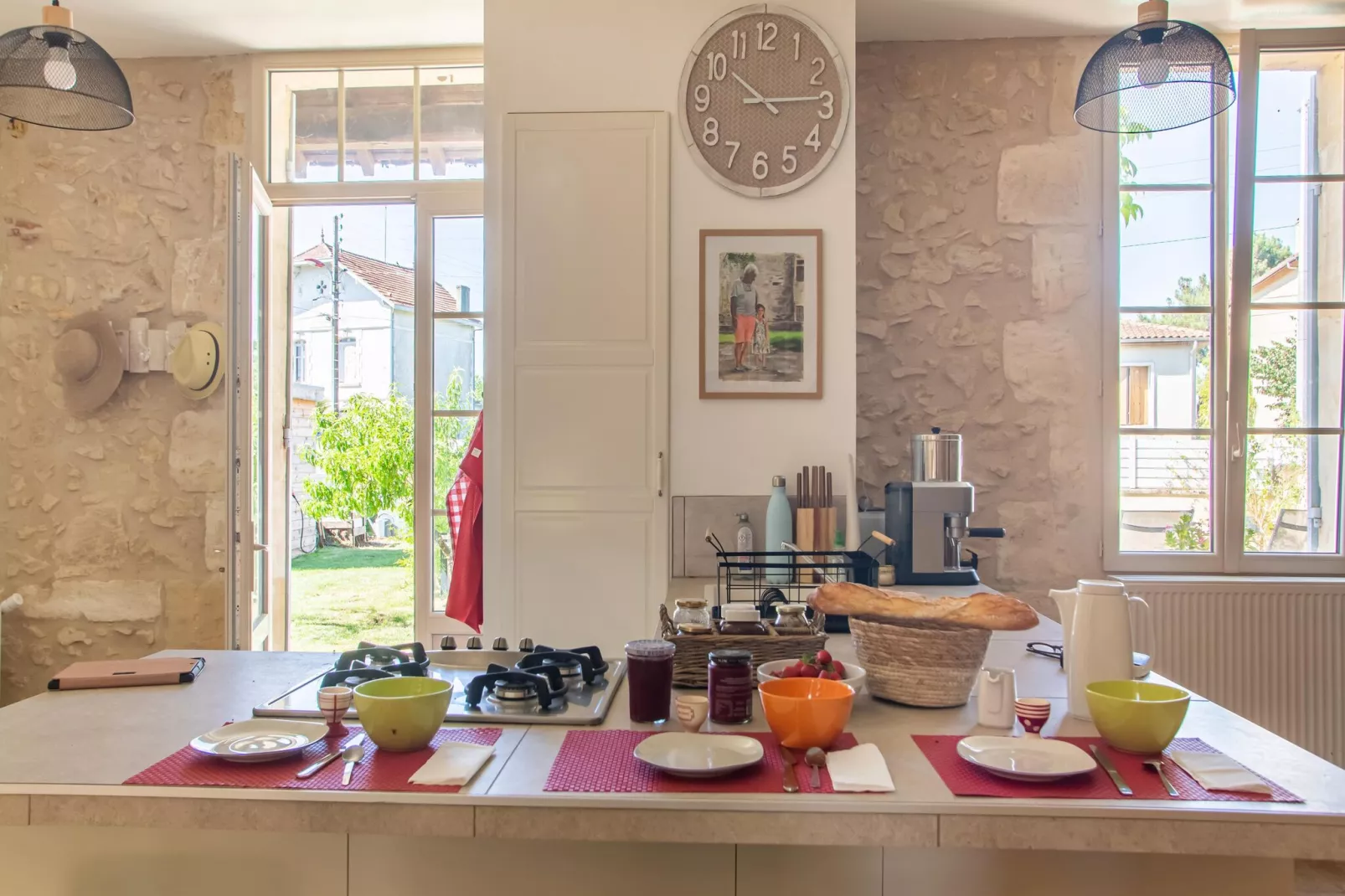 Maison Pool-Kitchen