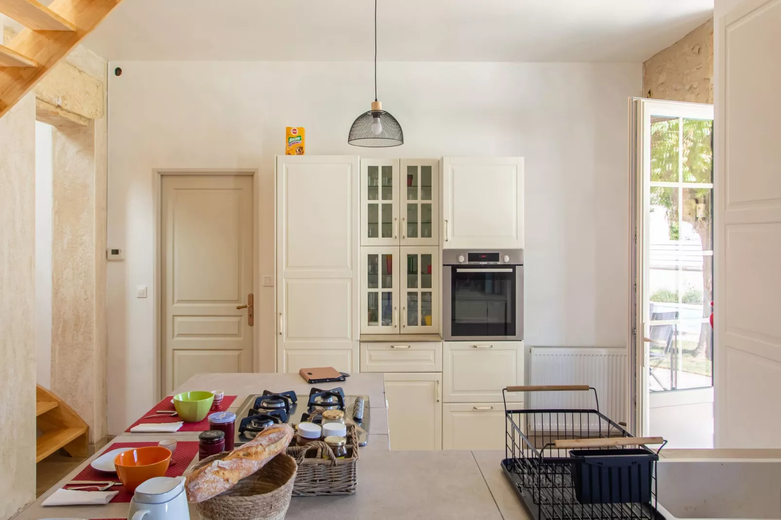 Maison Pool-Kitchen