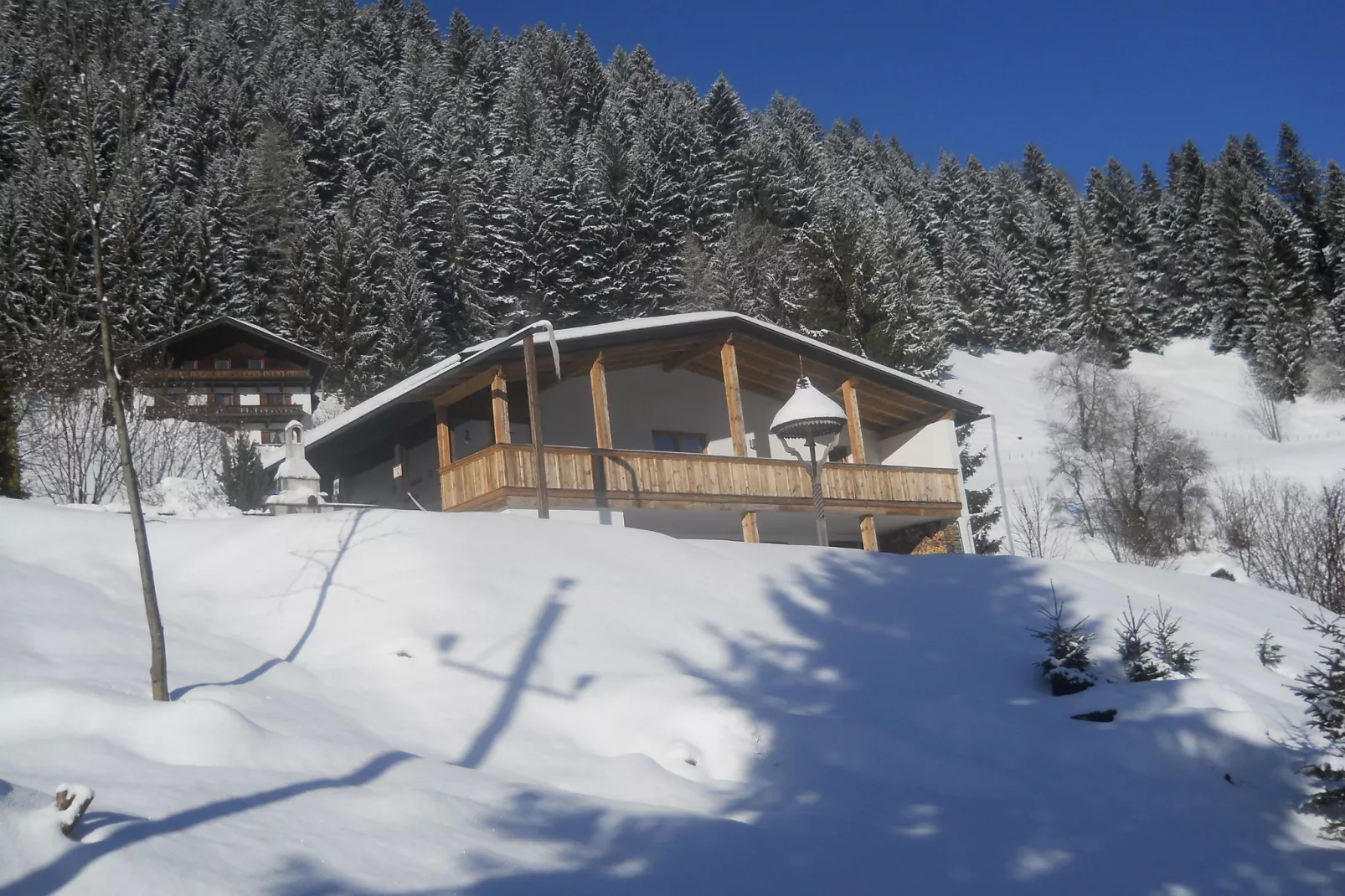 Chalet Niederndorferberg-Exterior winter