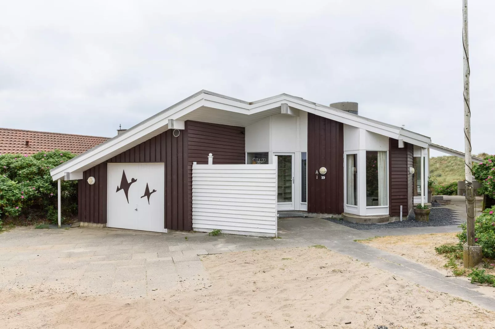 Seaside Charm with Spa and Sauna-By Traum-Outdoor
