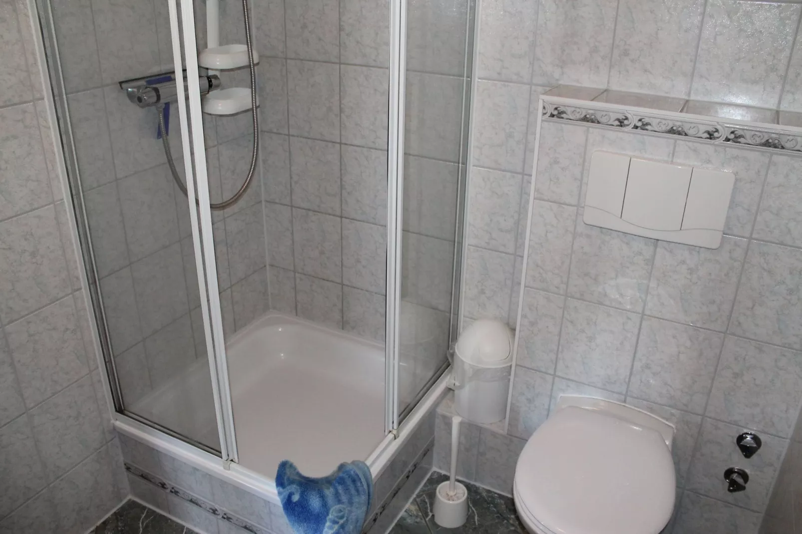 Sonnenhof / Nr 4-Bathroom
