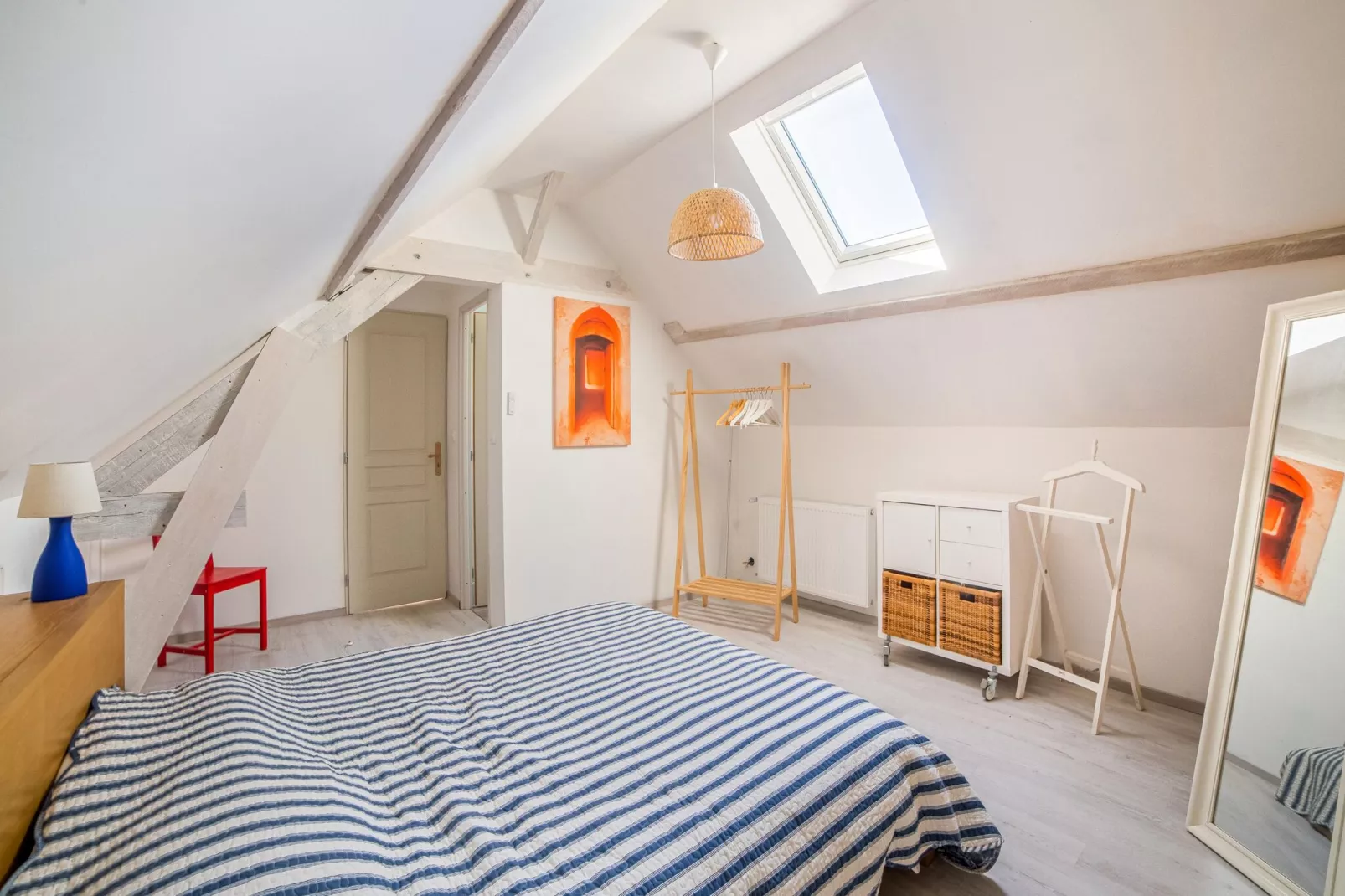 Maison Pool-Bedroom