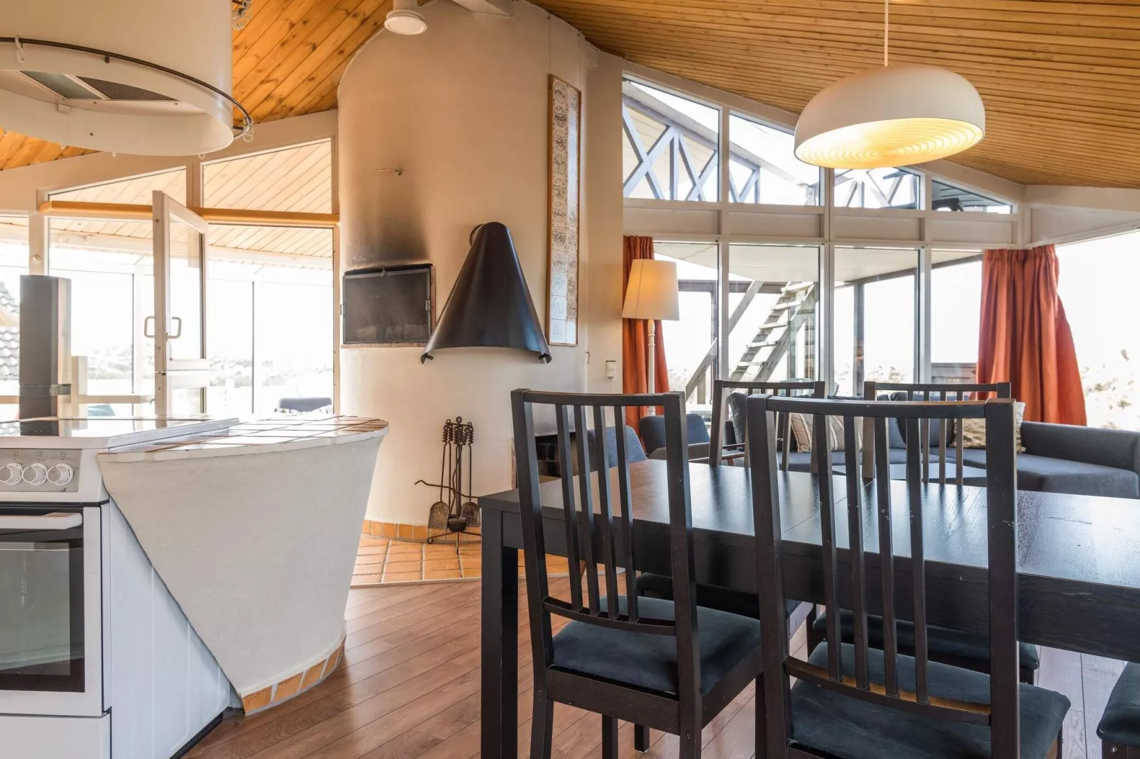 Seaside Charm with Spa and Sauna-By Traum-Indoor