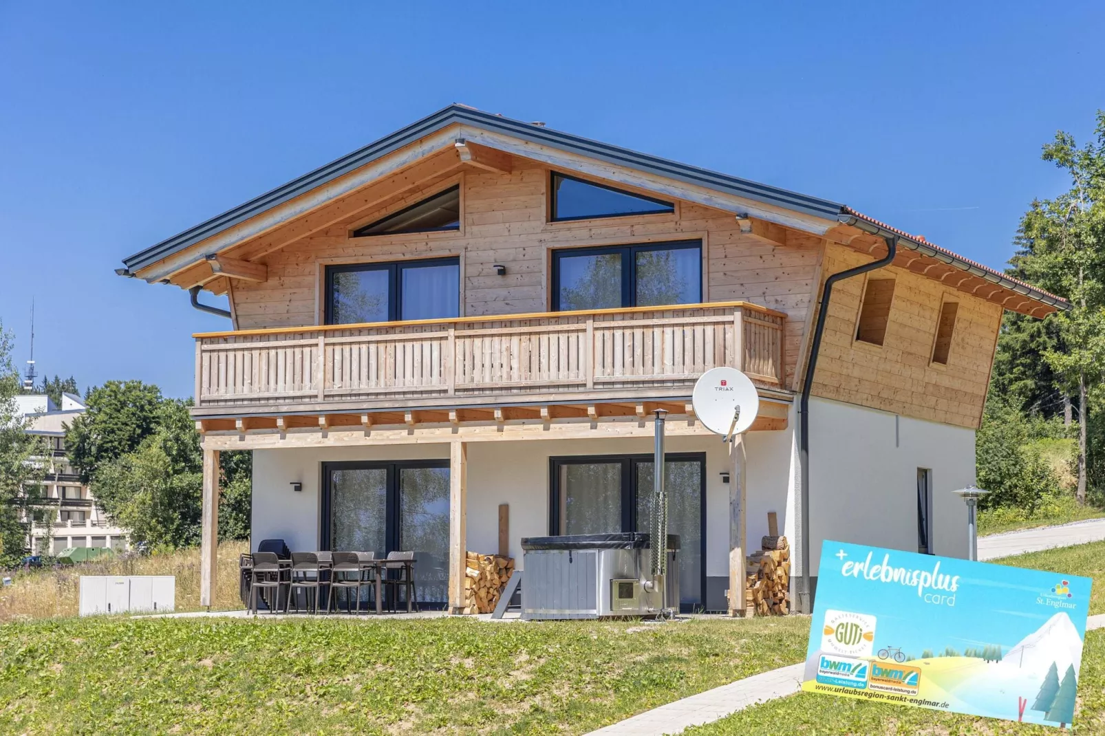 Chalet Modern-Außenbereich Sommer