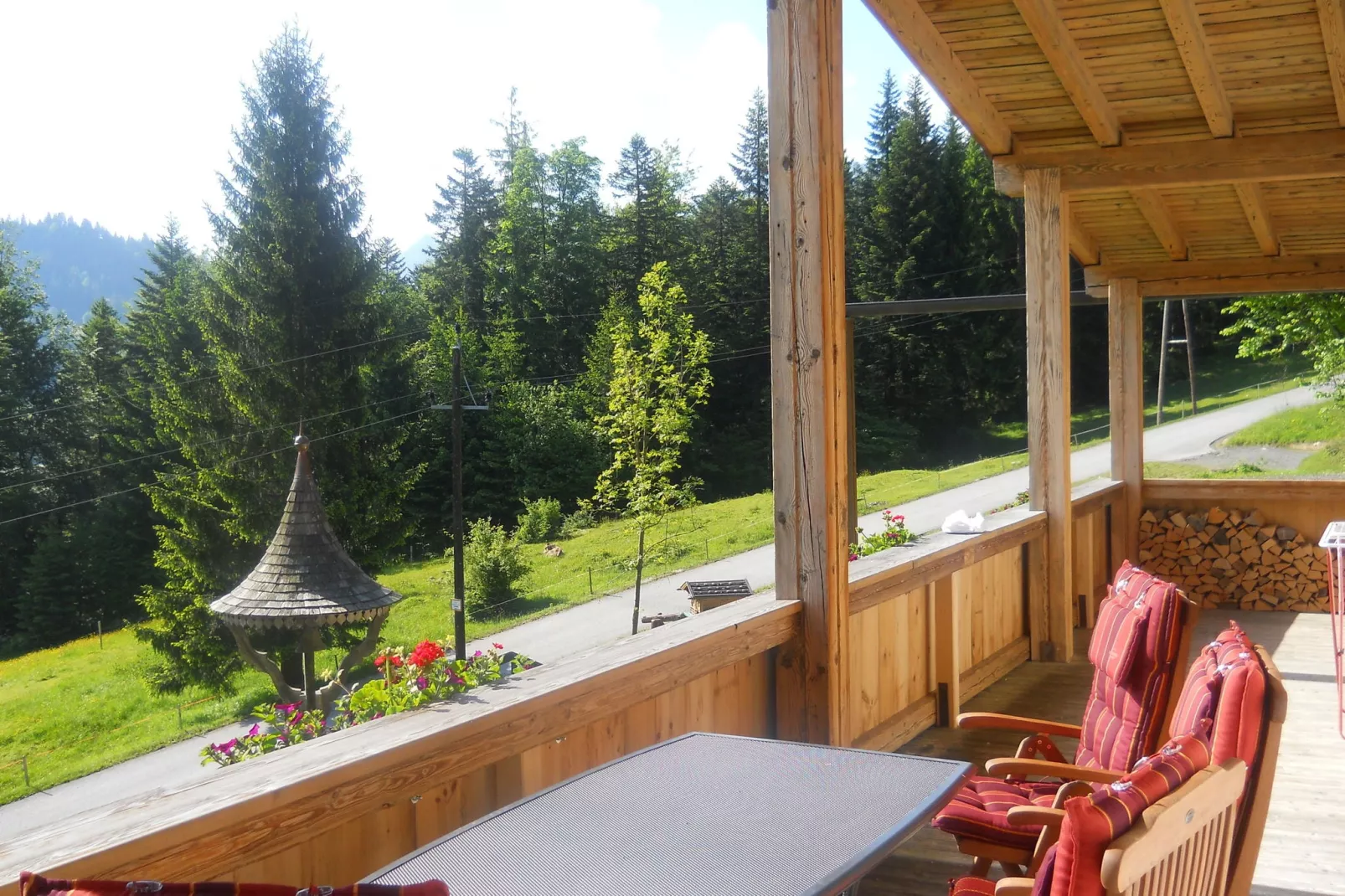 Chalet Niederndorferberg-Terrace balcony