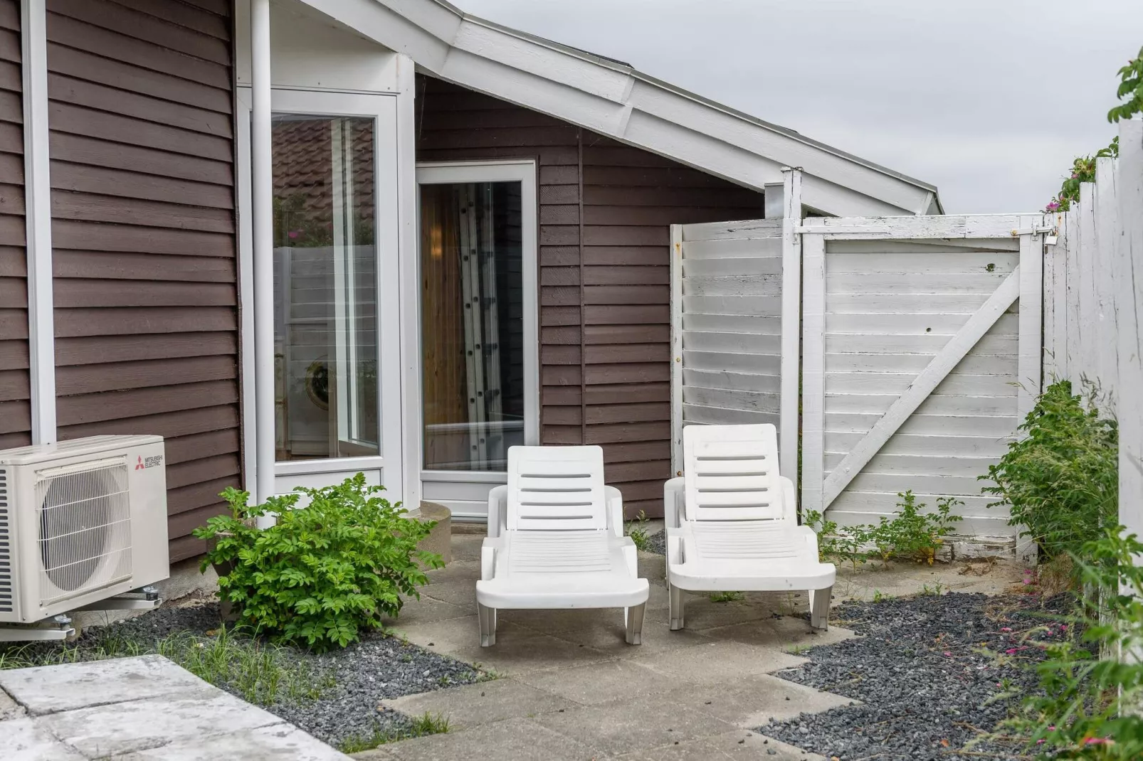 Seaside Charm with Spa and Sauna-By Traum-Indoor