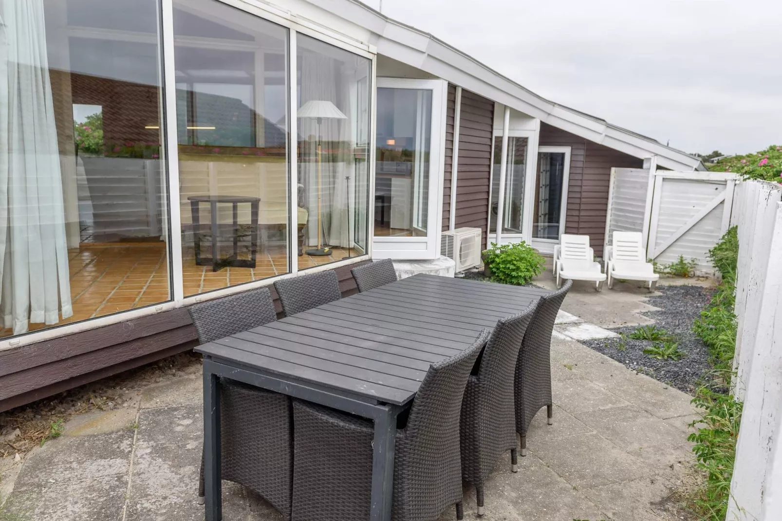 Seaside Charm with Spa and Sauna-By Traum-Indoor