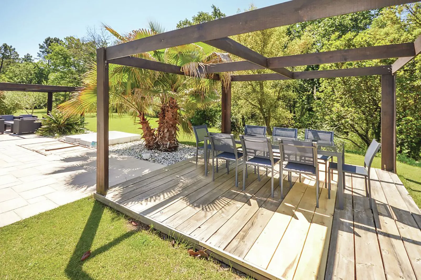 Villa Le Muy-Terrace balcony