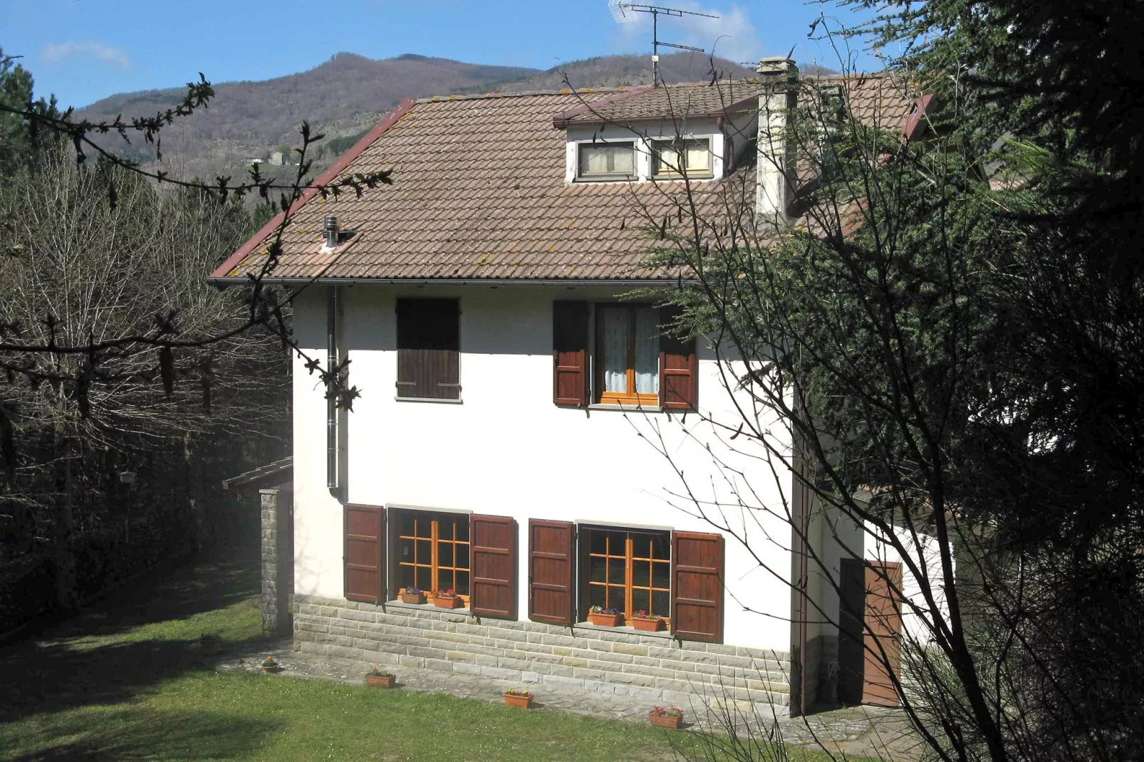 Villa Adele-Exterior summer