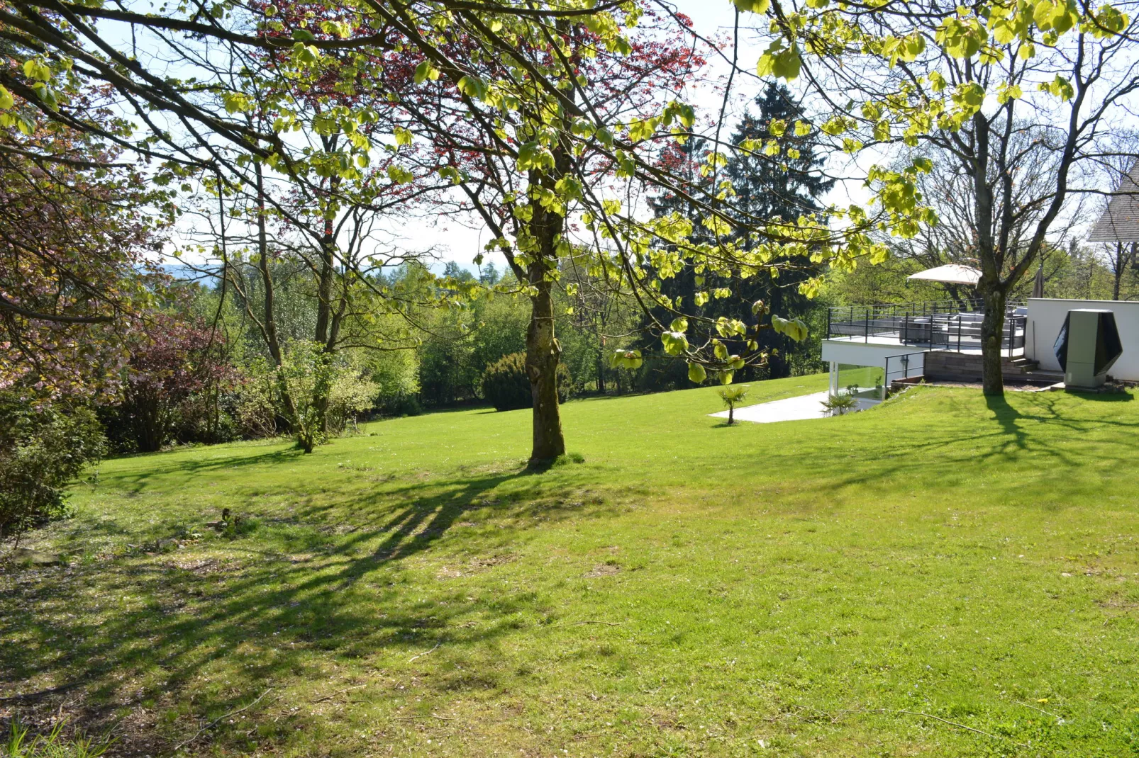 Le Monthouet-Gardens summer