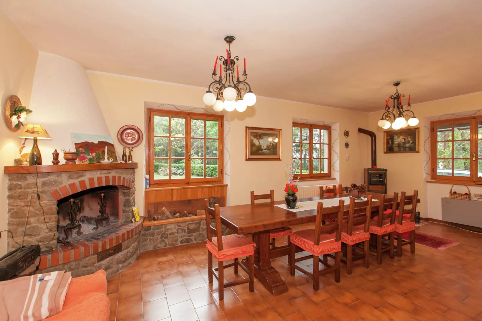 Villa Adele-Dining room