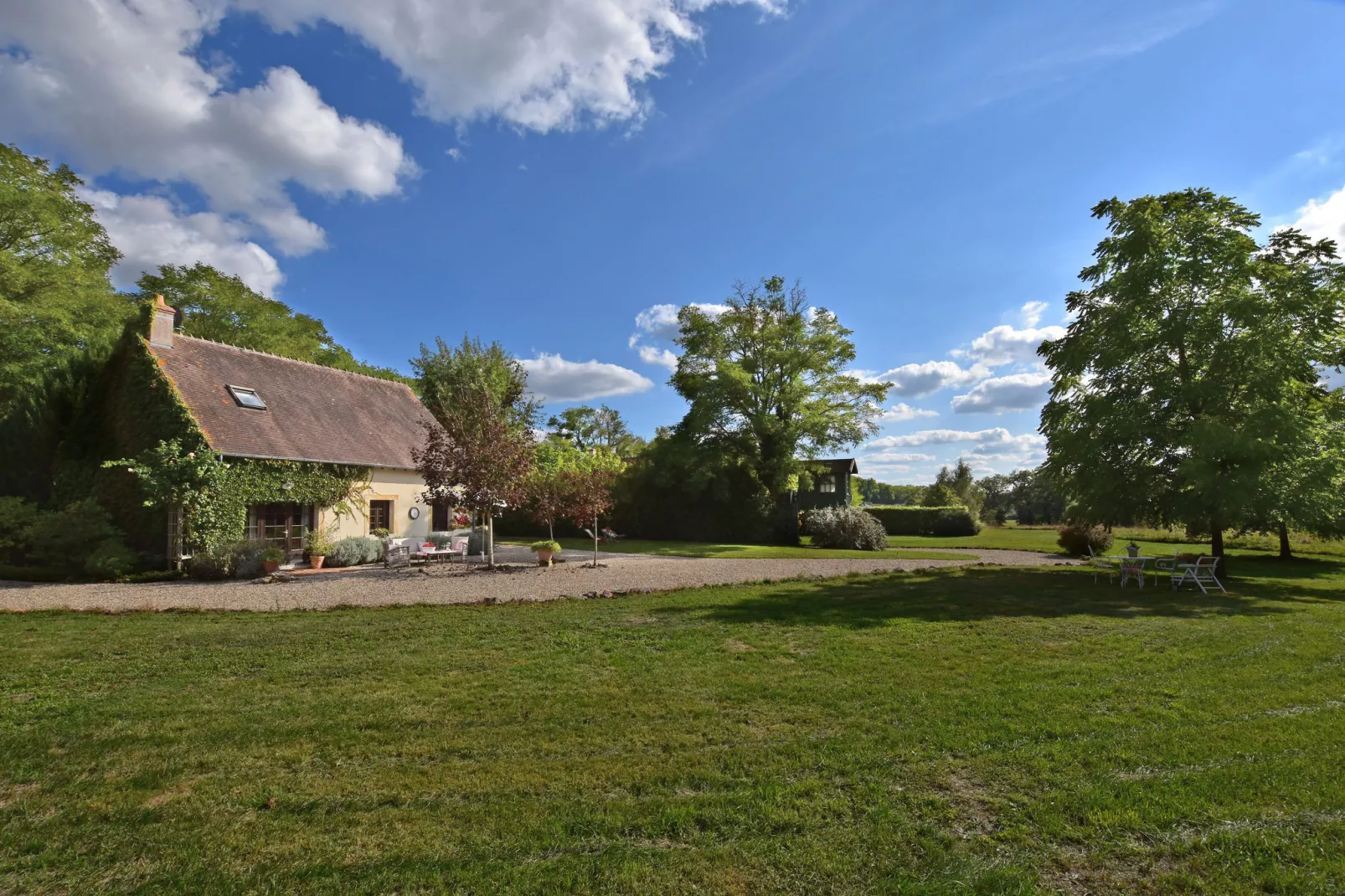 Giolan-Außenbereich Sommer