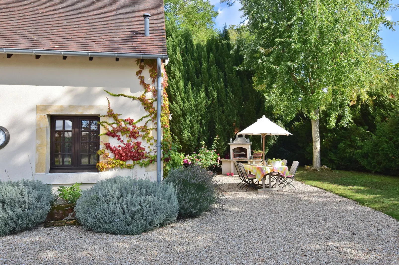 Giolan-Außenbereich Sommer
