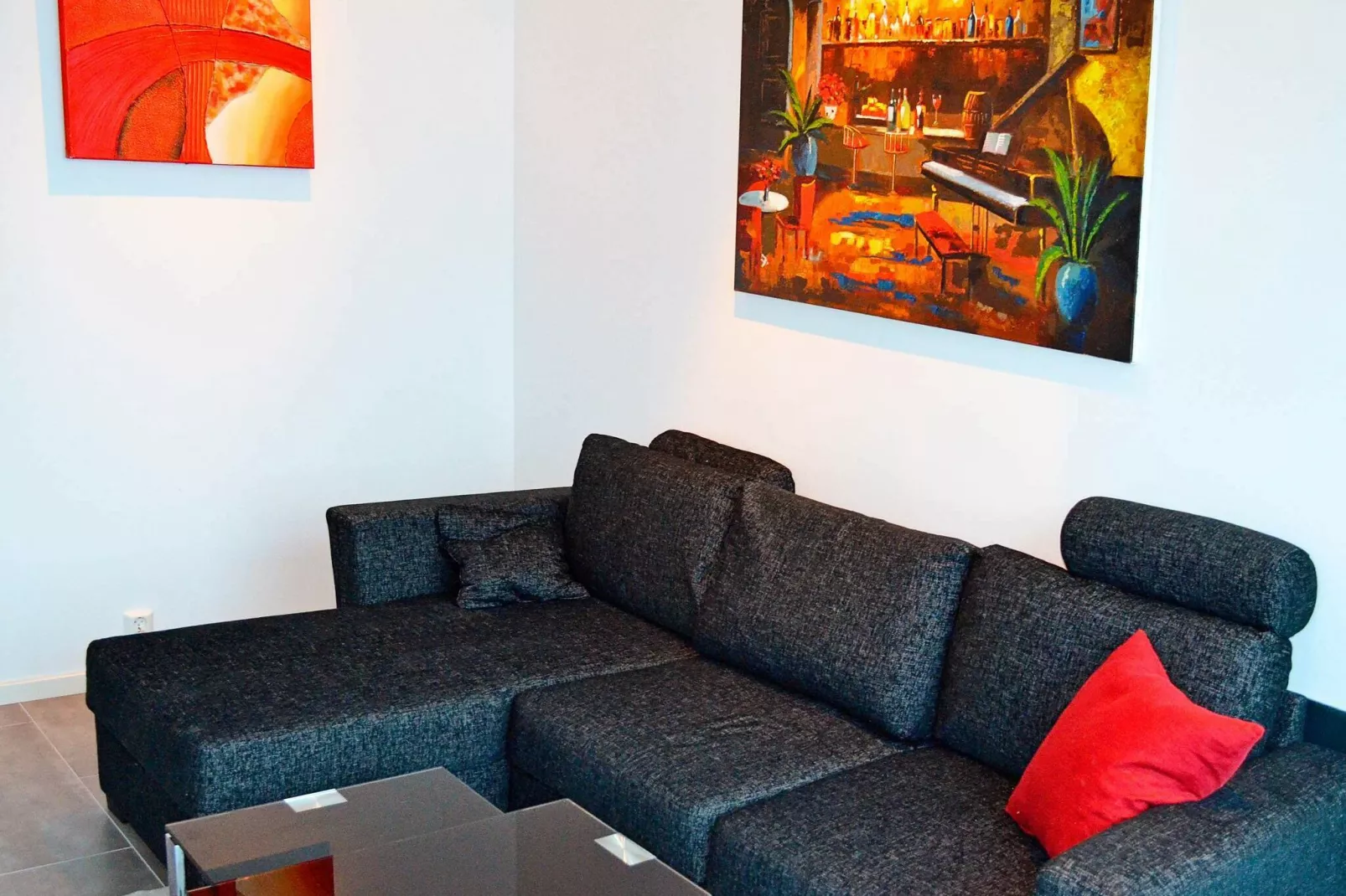 HUS 67508-Indoor