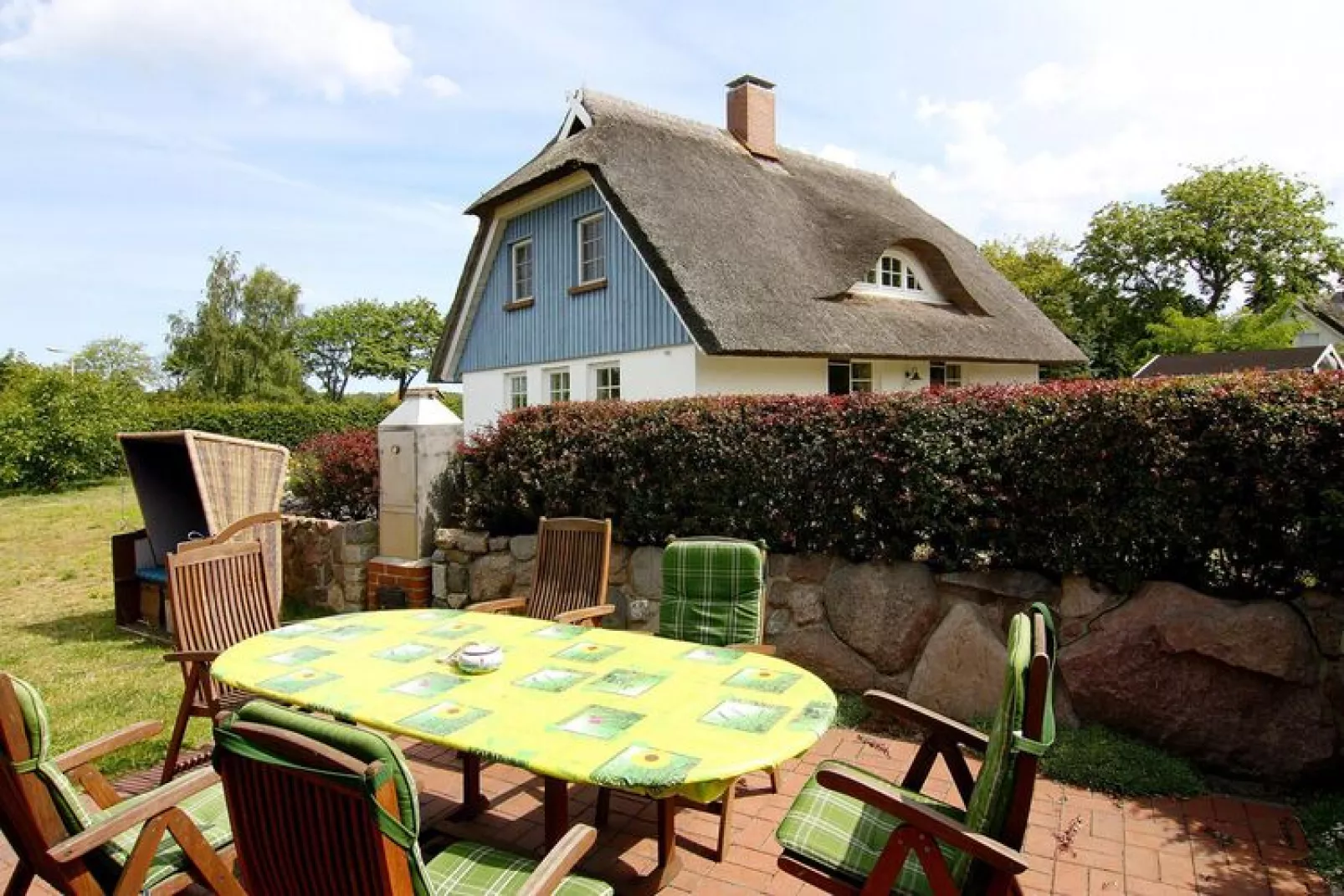 Ferienwohnung Wieck am Darß-Ferienwohnung Drews-Außenbereich Sommer