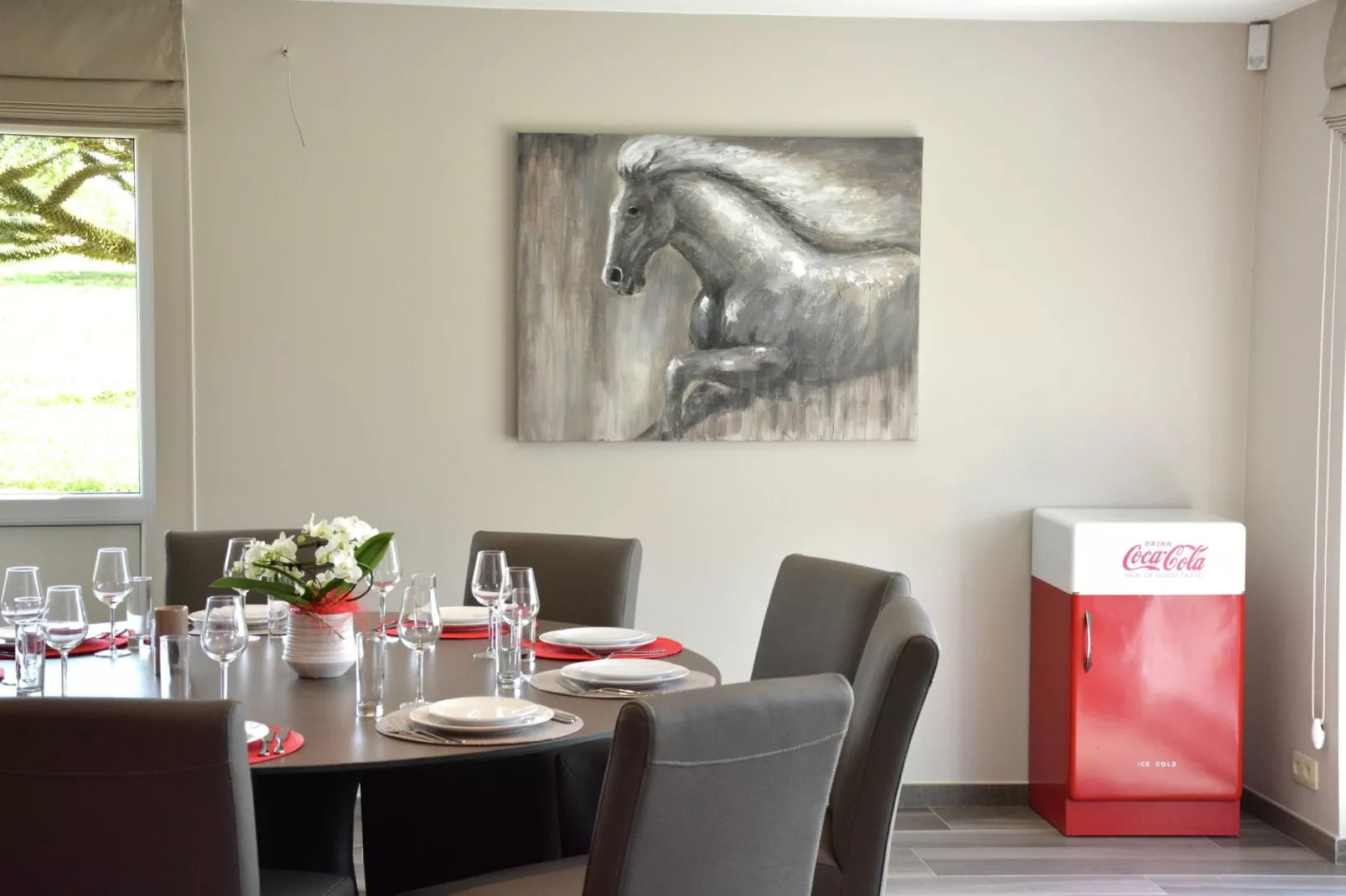 Sous le Charme d'Epona-Dining room