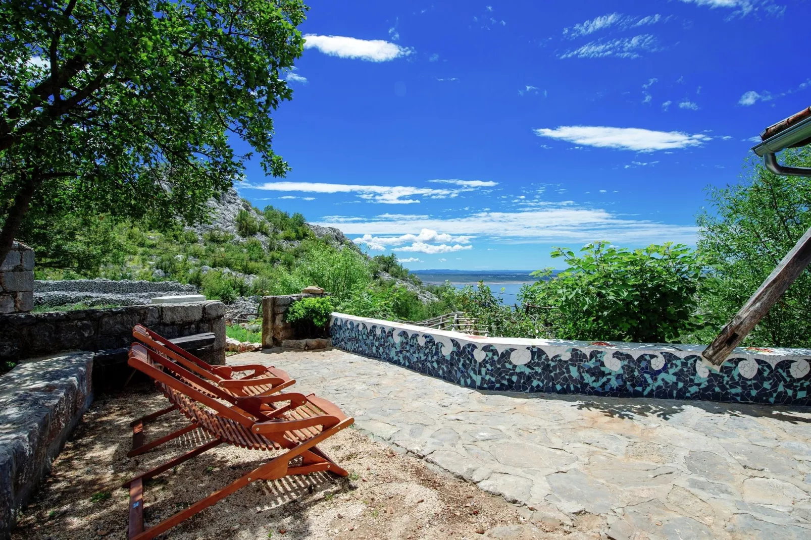 Stone house Dobroselo-Facilities