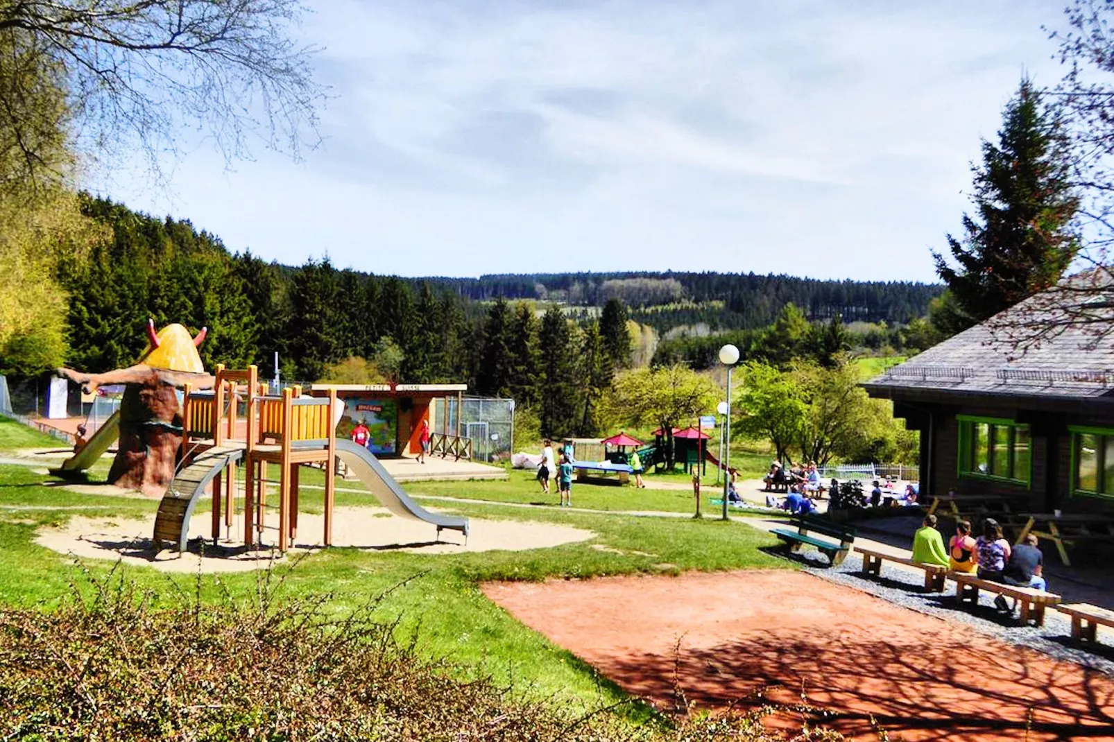 Balcon Petite Suisse-Park facilities