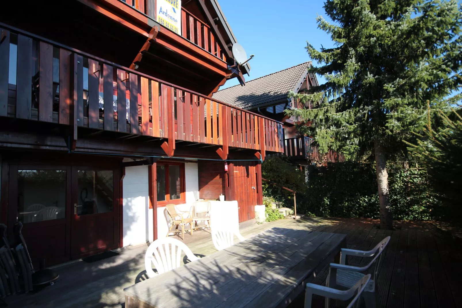 Balcon Petite Suisse-Terrace balcony