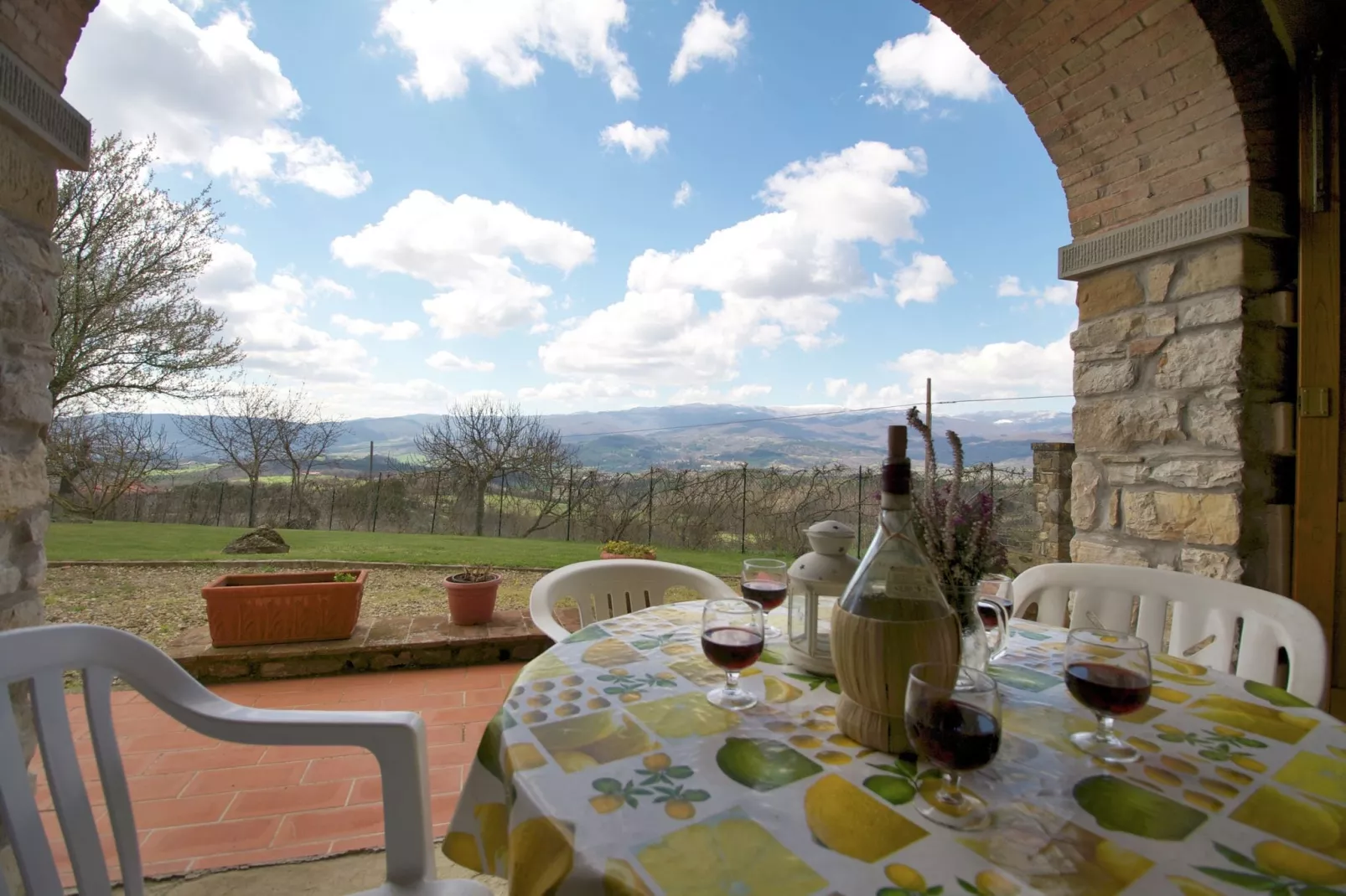 L'Olivo-Terrace balcony