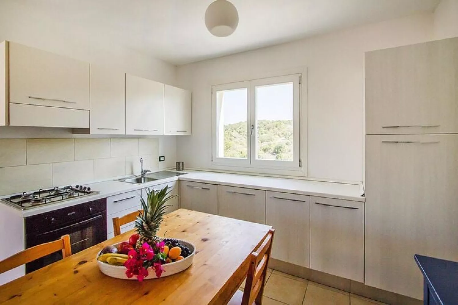 Holiday residence Ea Bianca, Baja Sardinia-Quadri 8-Kitchen