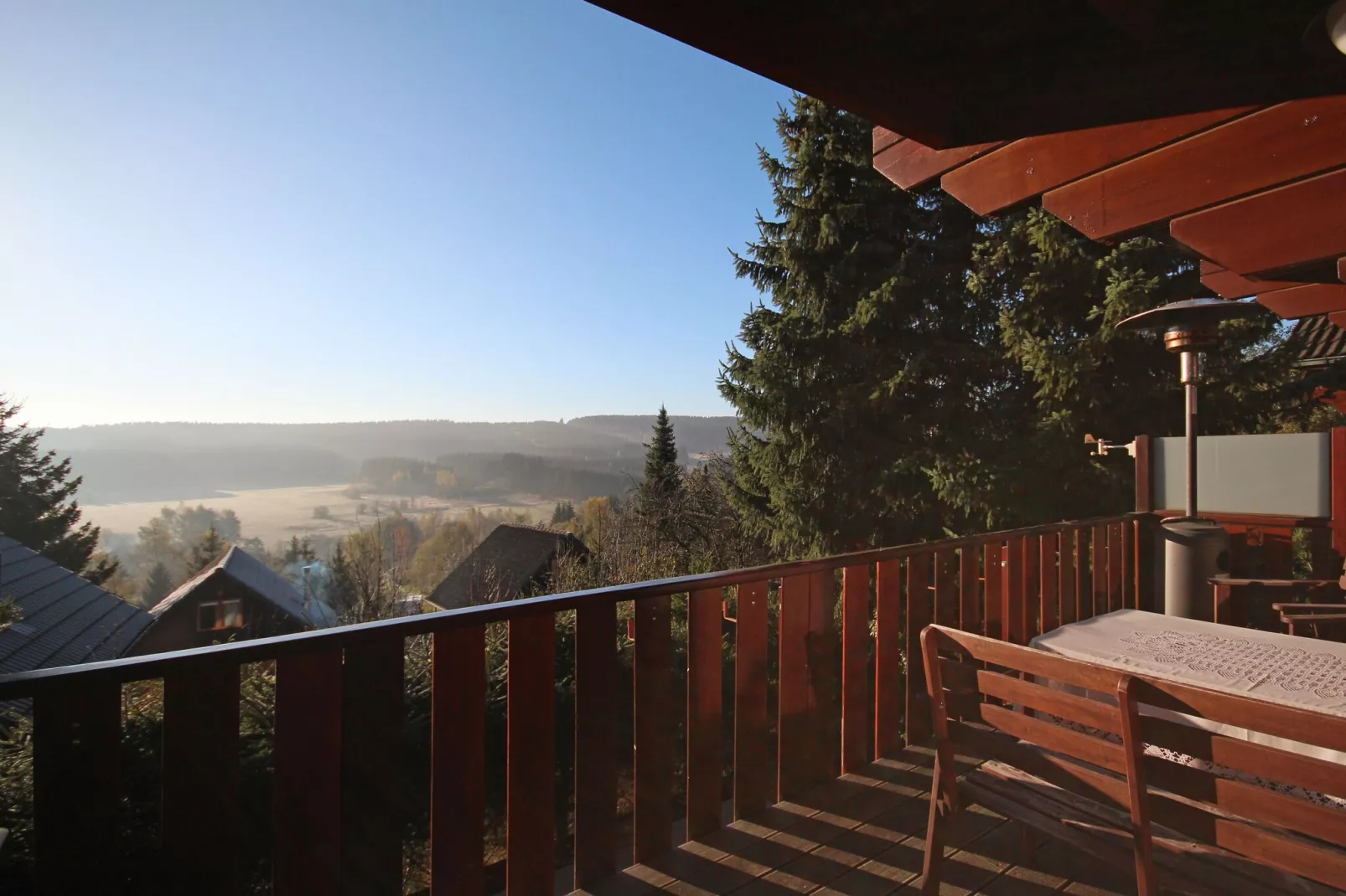 Balcon Petite Suisse-View summer