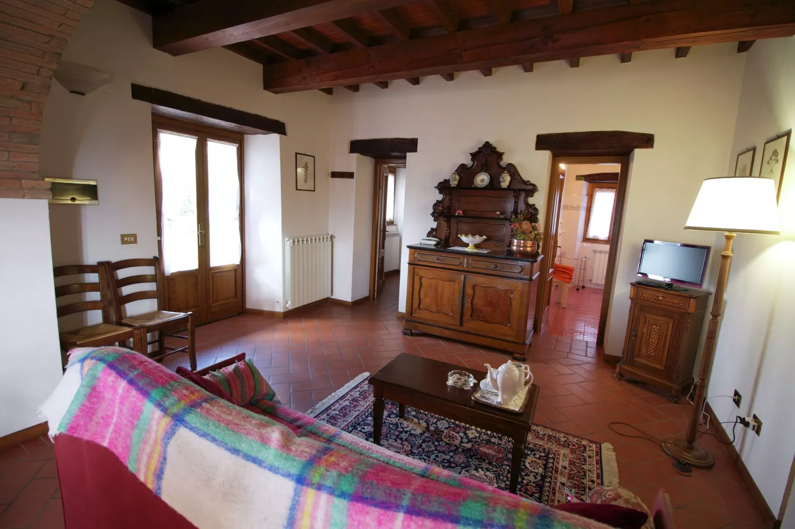 L'Olivo-Living room