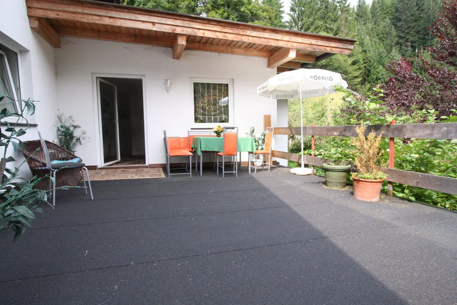 Rosemarie Groß-Exterior summer