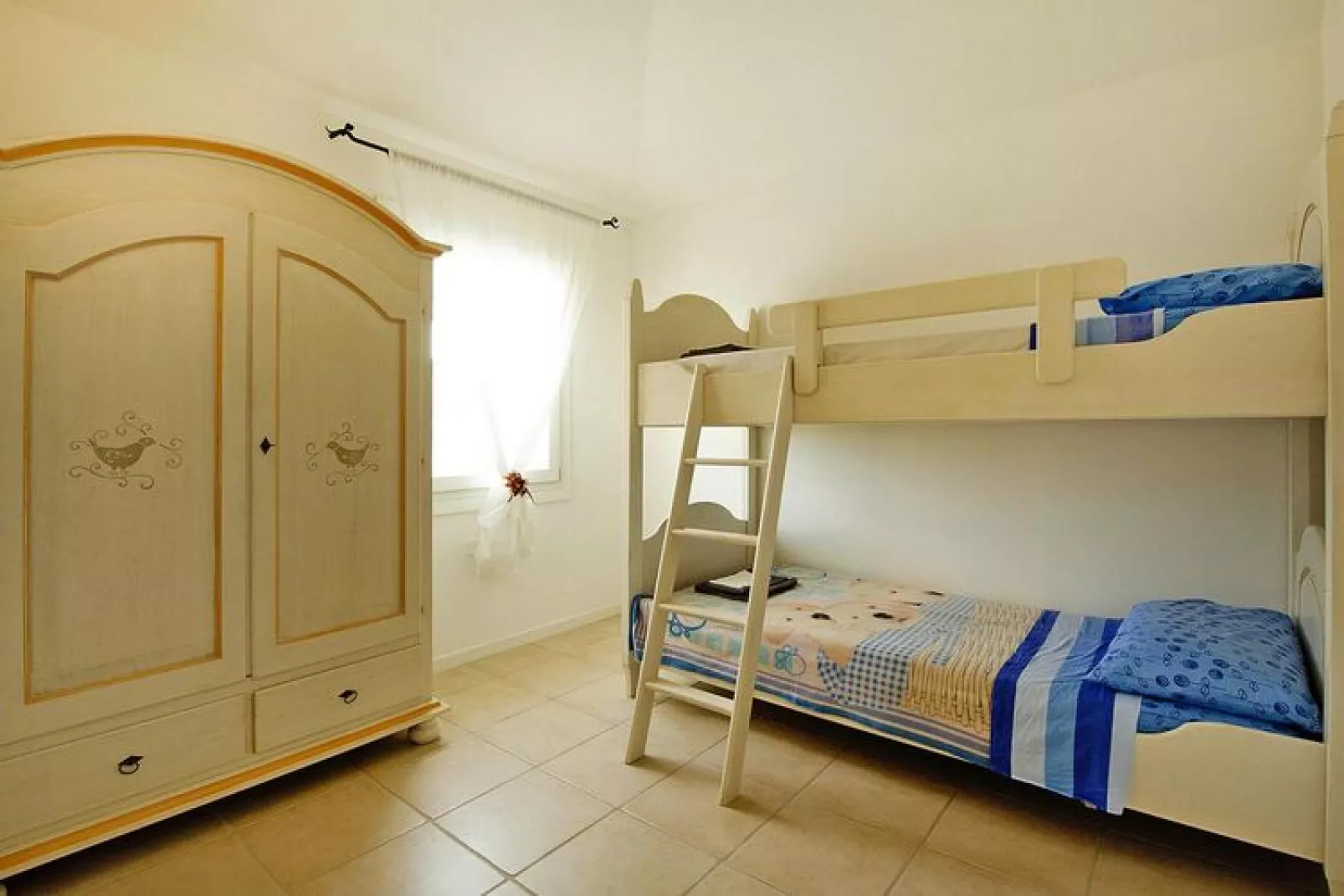 Holiday residence Ea Bianca, Baja Sardinia-Quadri 8-Bedroom