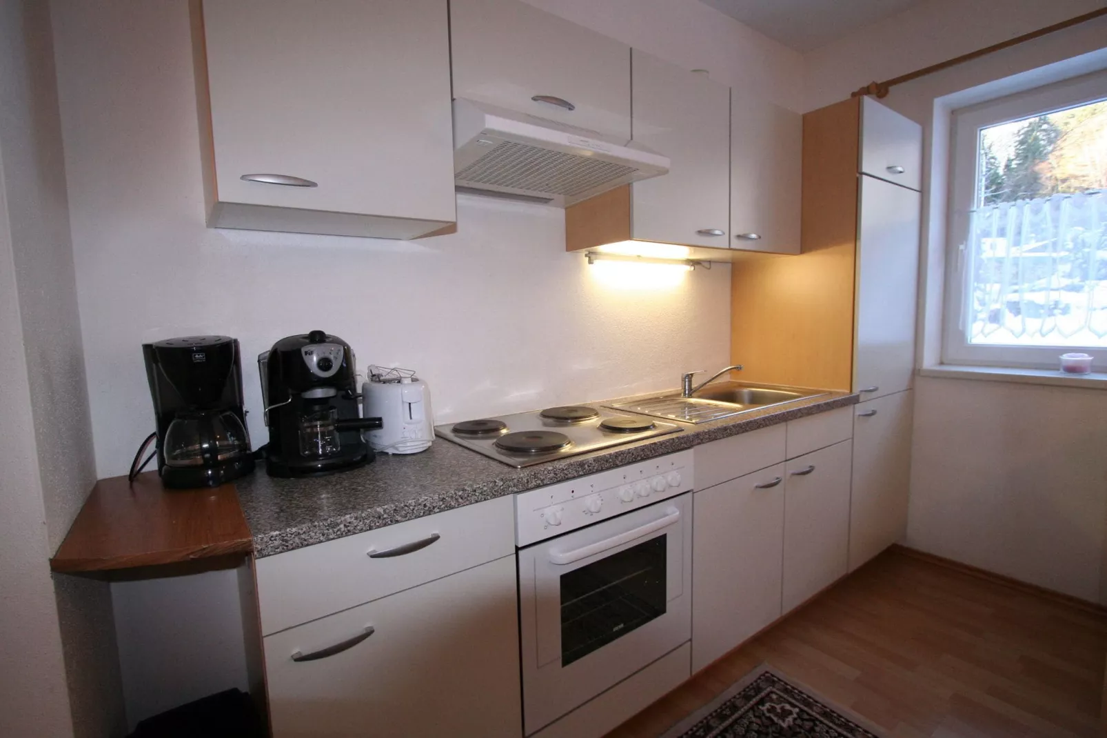 Rosemarie 2-Kitchen